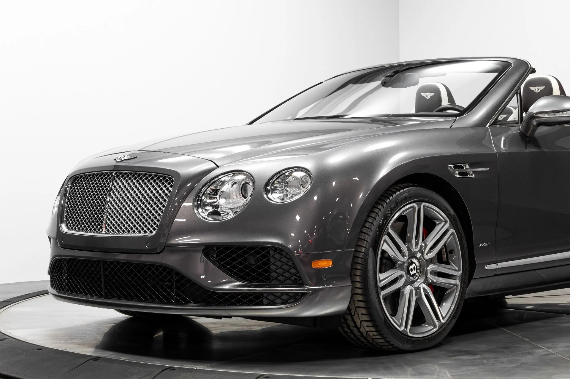 mph004_2935011877_Used_2018_Bentley_Continental_GT_W12_1772672935_5cc185f26f