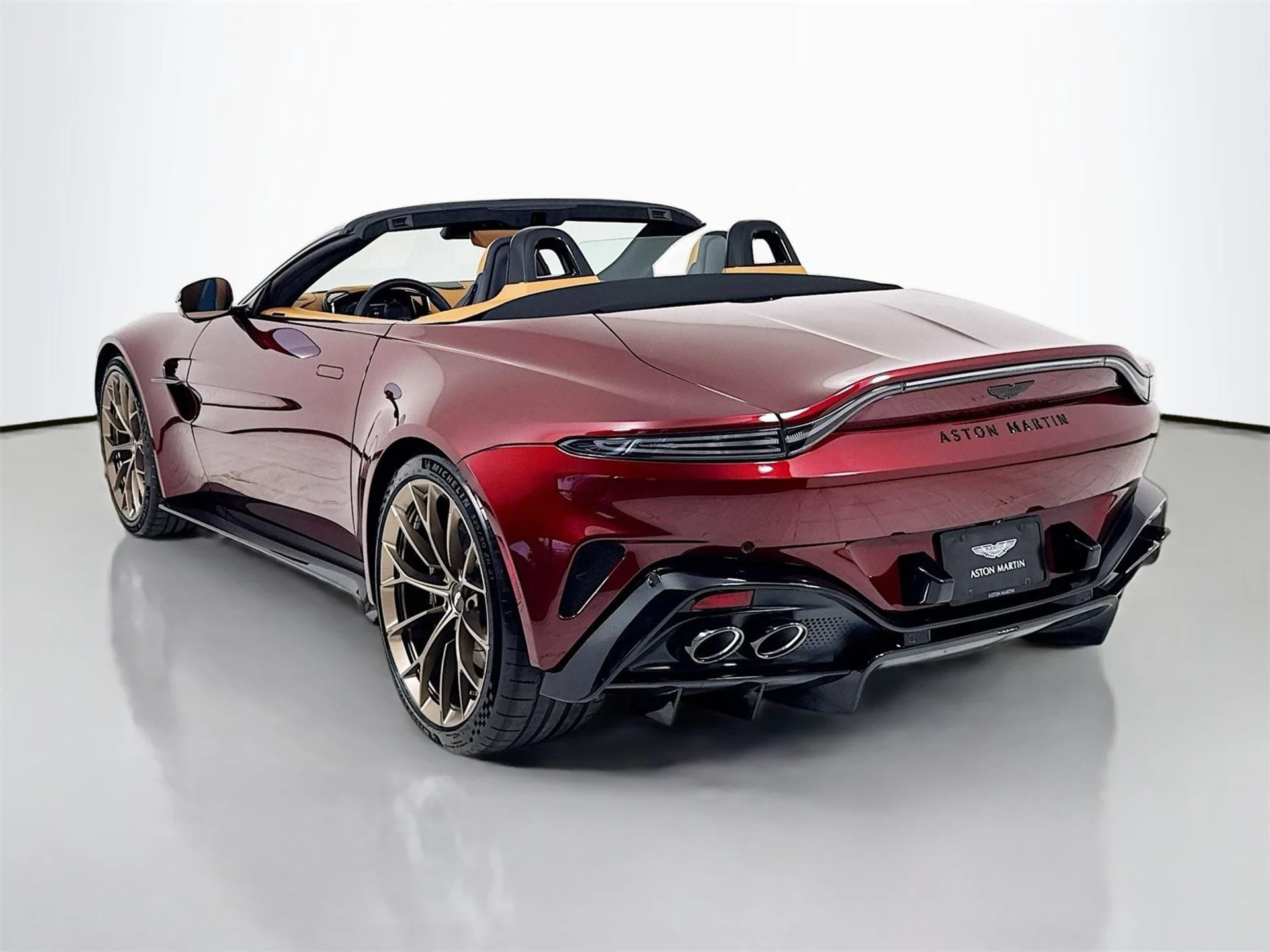 mph004_2937396154_d731bf0664cb7f315d80d89bdfdd8216x_6bef40a6b1