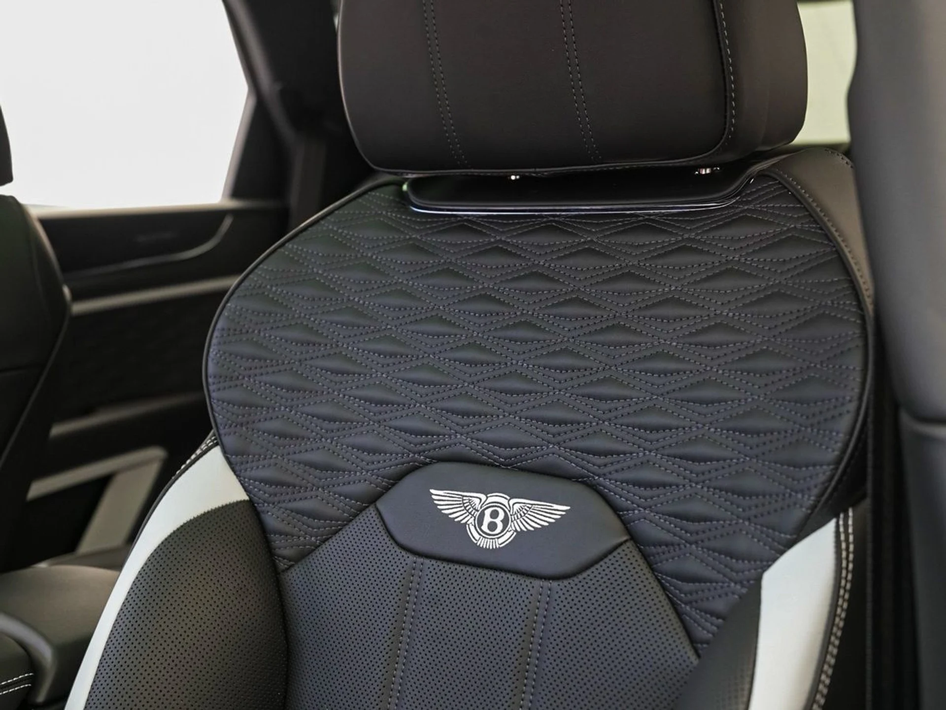 mph004_2948277885_9pg65surw1e86xprypt17ncchjy2_507d86047e