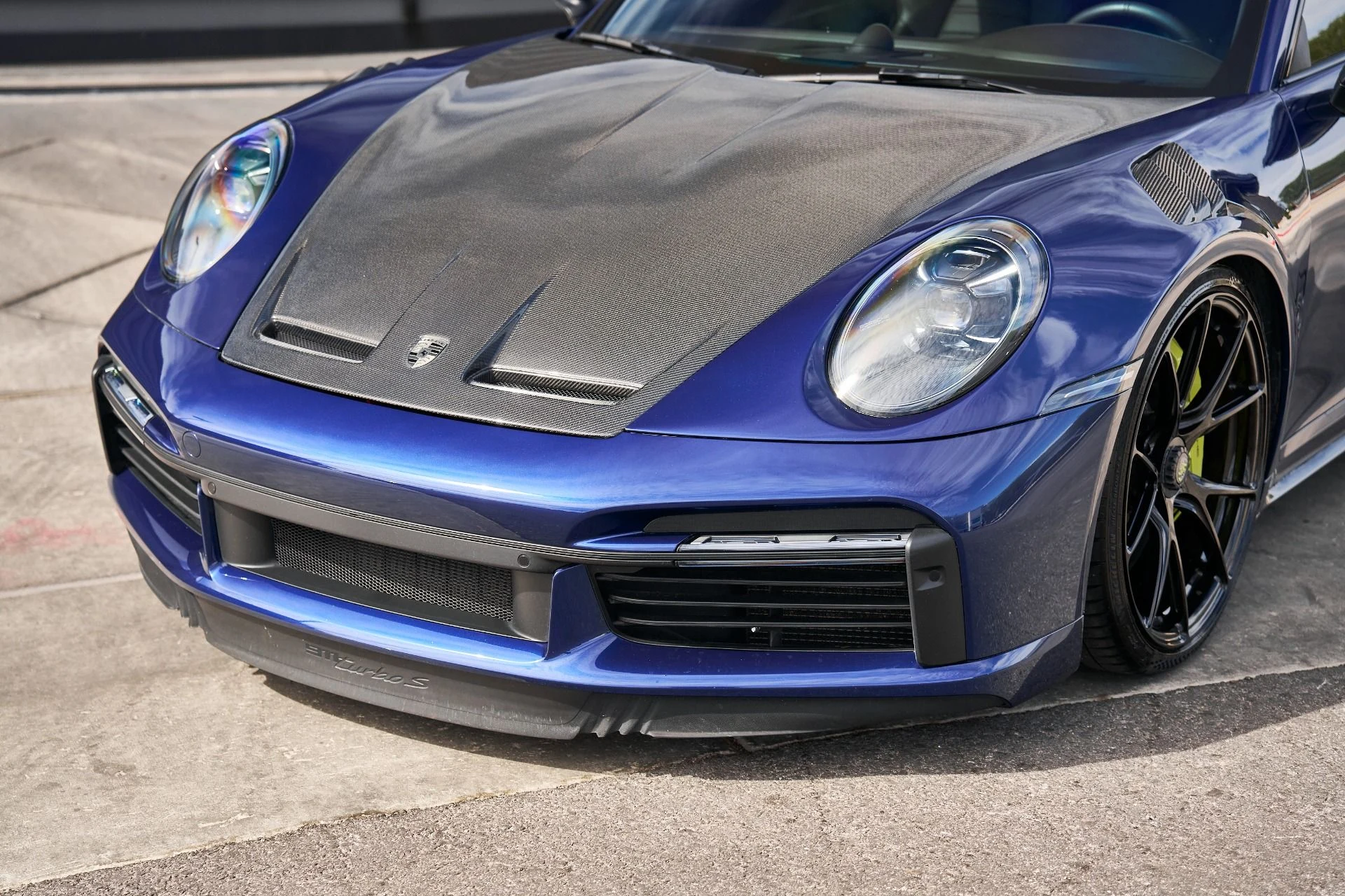 mph004_2957865338_Used_2022_Porsche_911_Turbo_S_1760421812_08bbc1b253