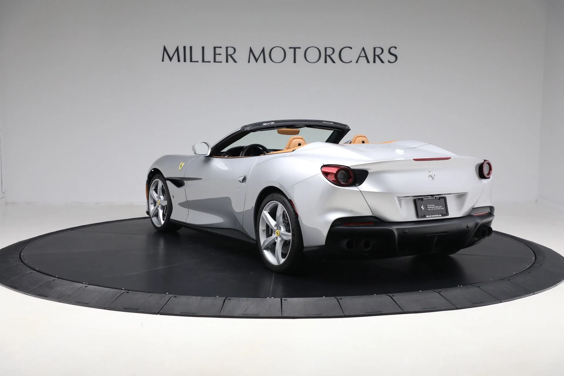 mph004_2966074491_Used_2022_Ferrari_Portofino_M_8b69f62069