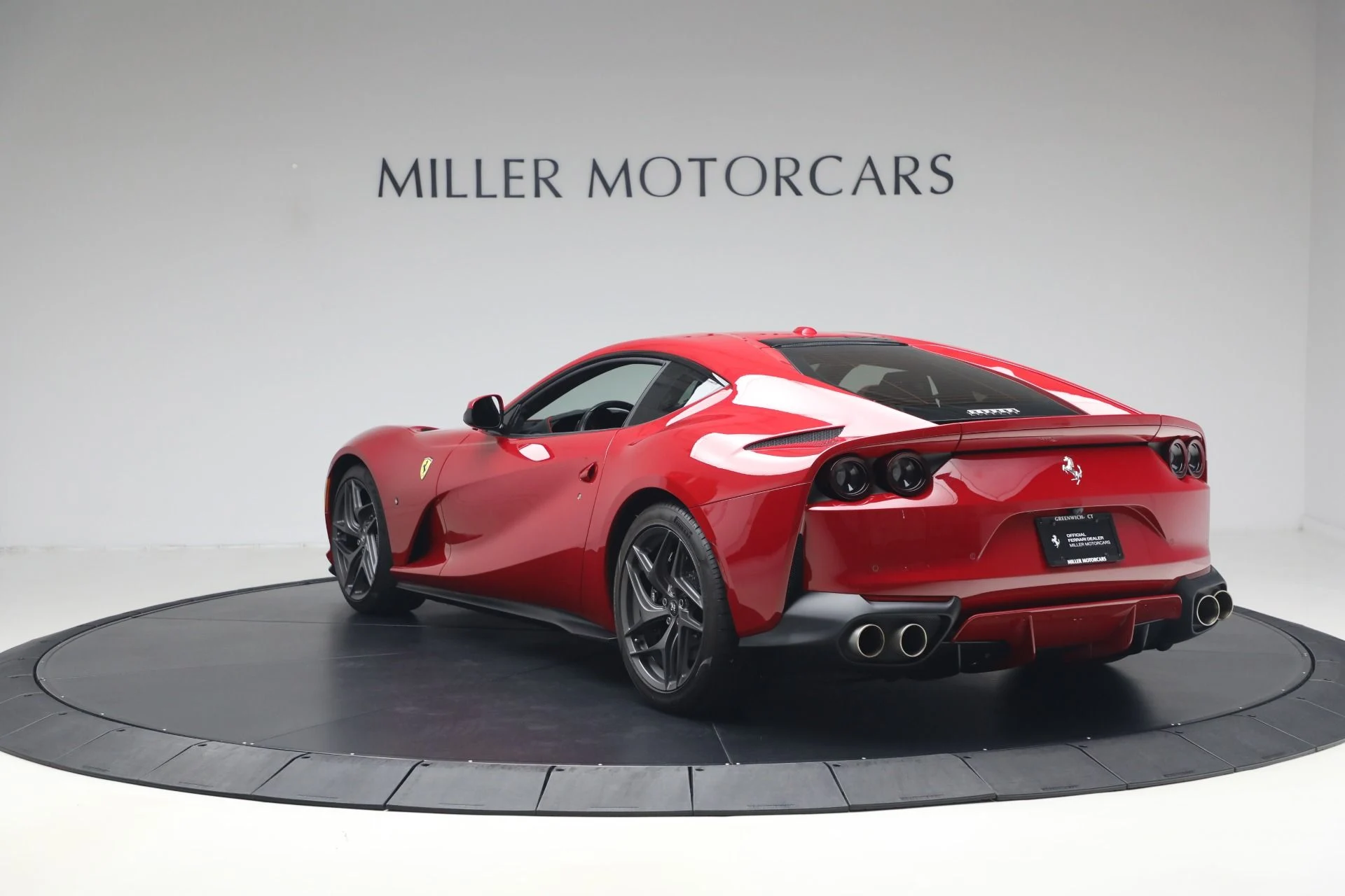 mph004_296609169_Used_2018_Ferrari_812_Superfast_1782848495_4c680e0b8a