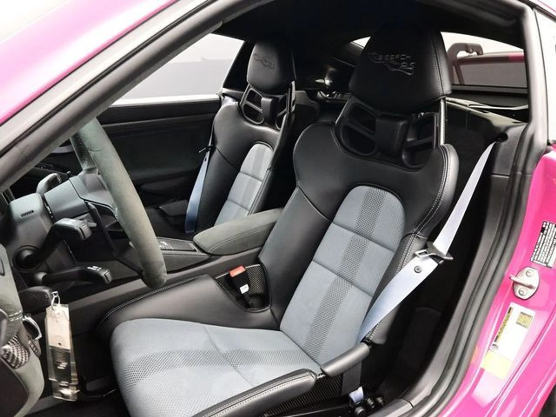 mph004_2974330283_add28cc6f965966d217a4bbd720bb9f9x_530b5b9487