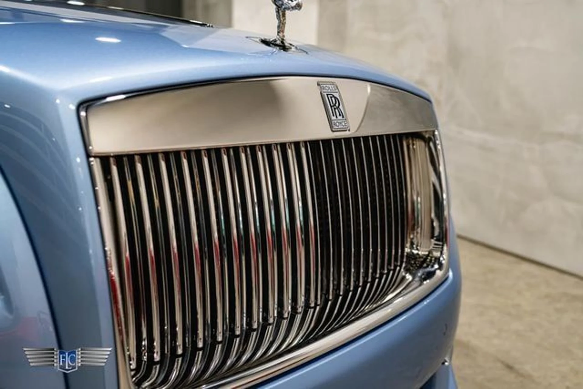 mph004_2976481121_used_2017_rolls_royce_dawn_convertible_9689_23094548_9_640_a8adda64c8