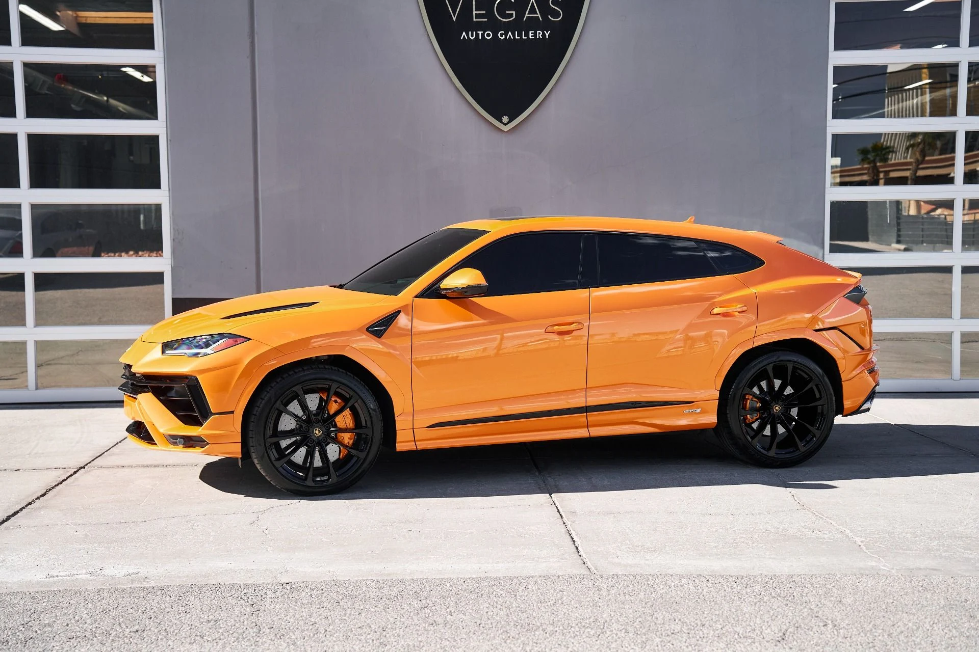 mph004_2978287580_Used_2023_Lamborghini_Urus_S_1747338722_8f613890ea