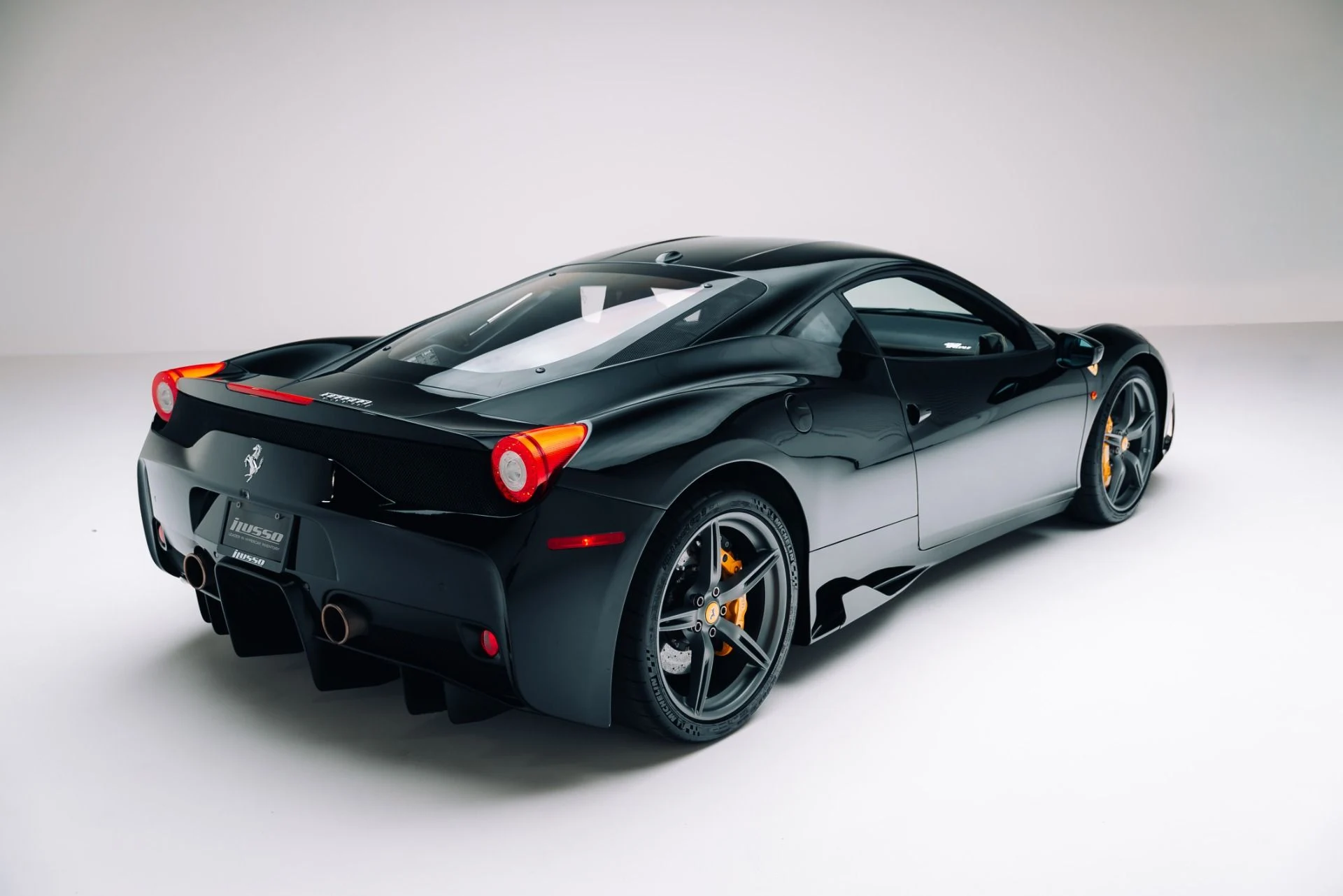 mph004_2982014381_Used_2015_Ferrari_458_Speciale_1762994969_5b7d710eb0
