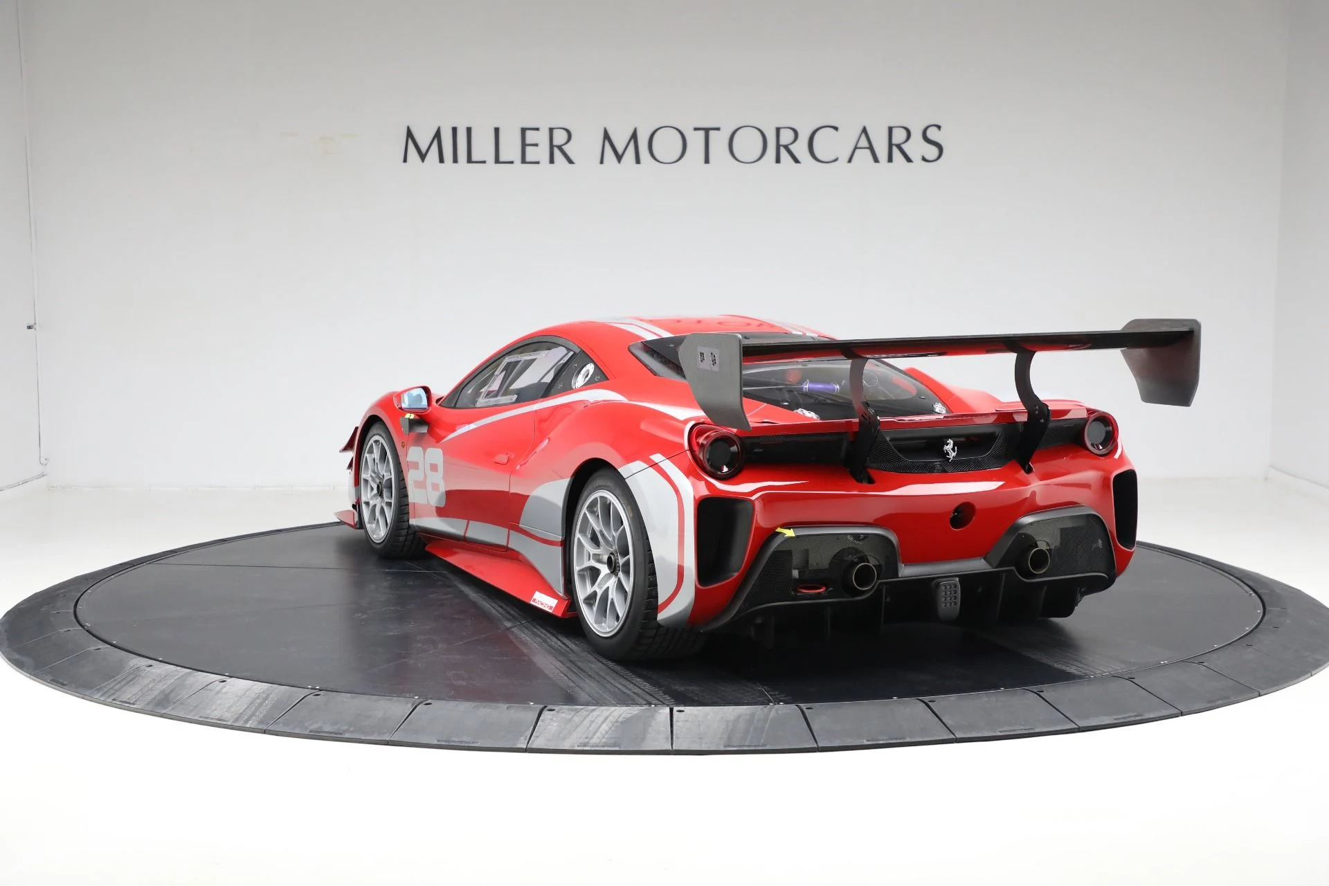 mph004_298463487_Used_2022_Ferrari_488_Challenge_68976437e7