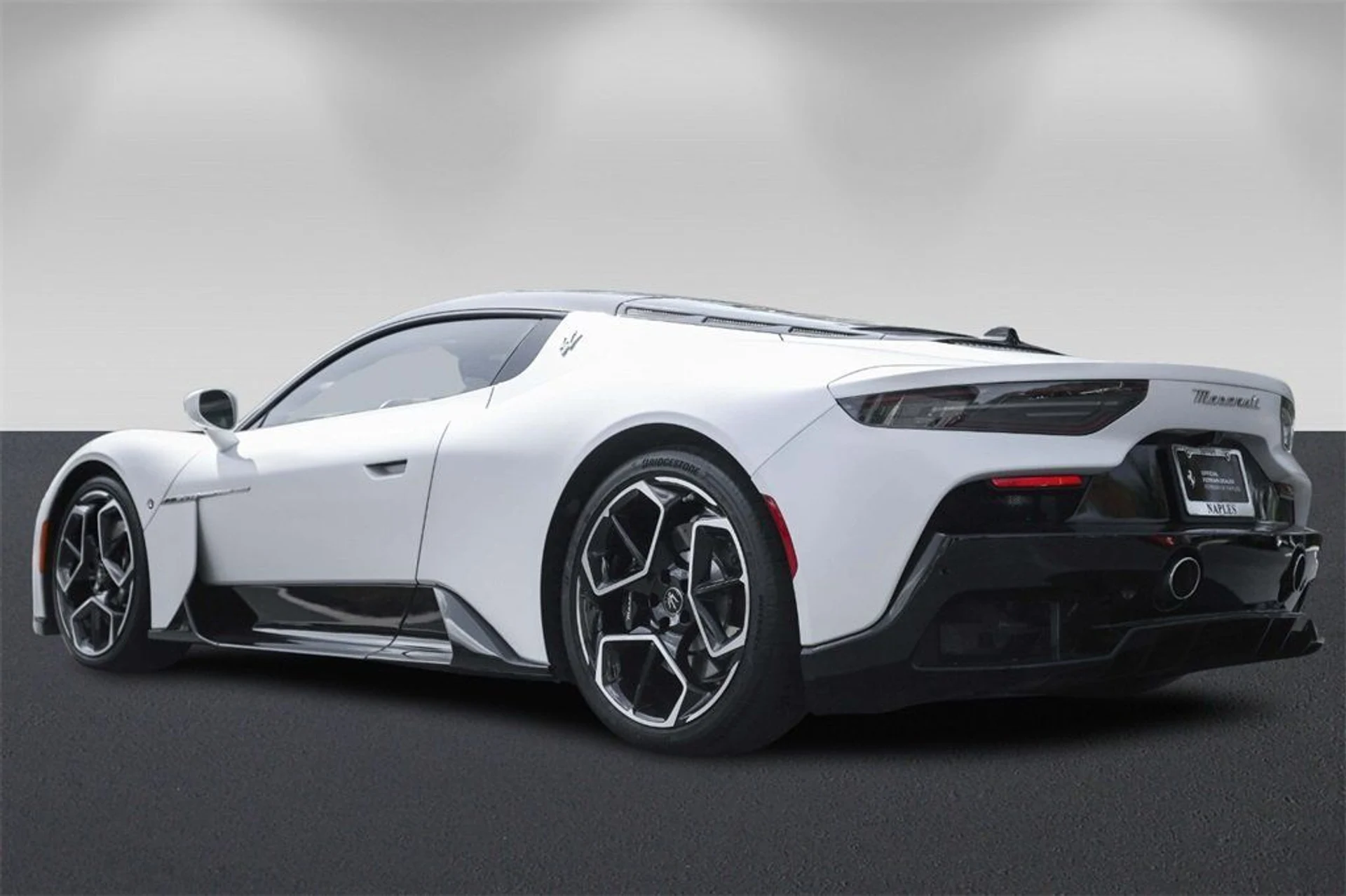 mph004_2989765050_5d9d59fd200e12a1d779785008a1a44c_7effb11020