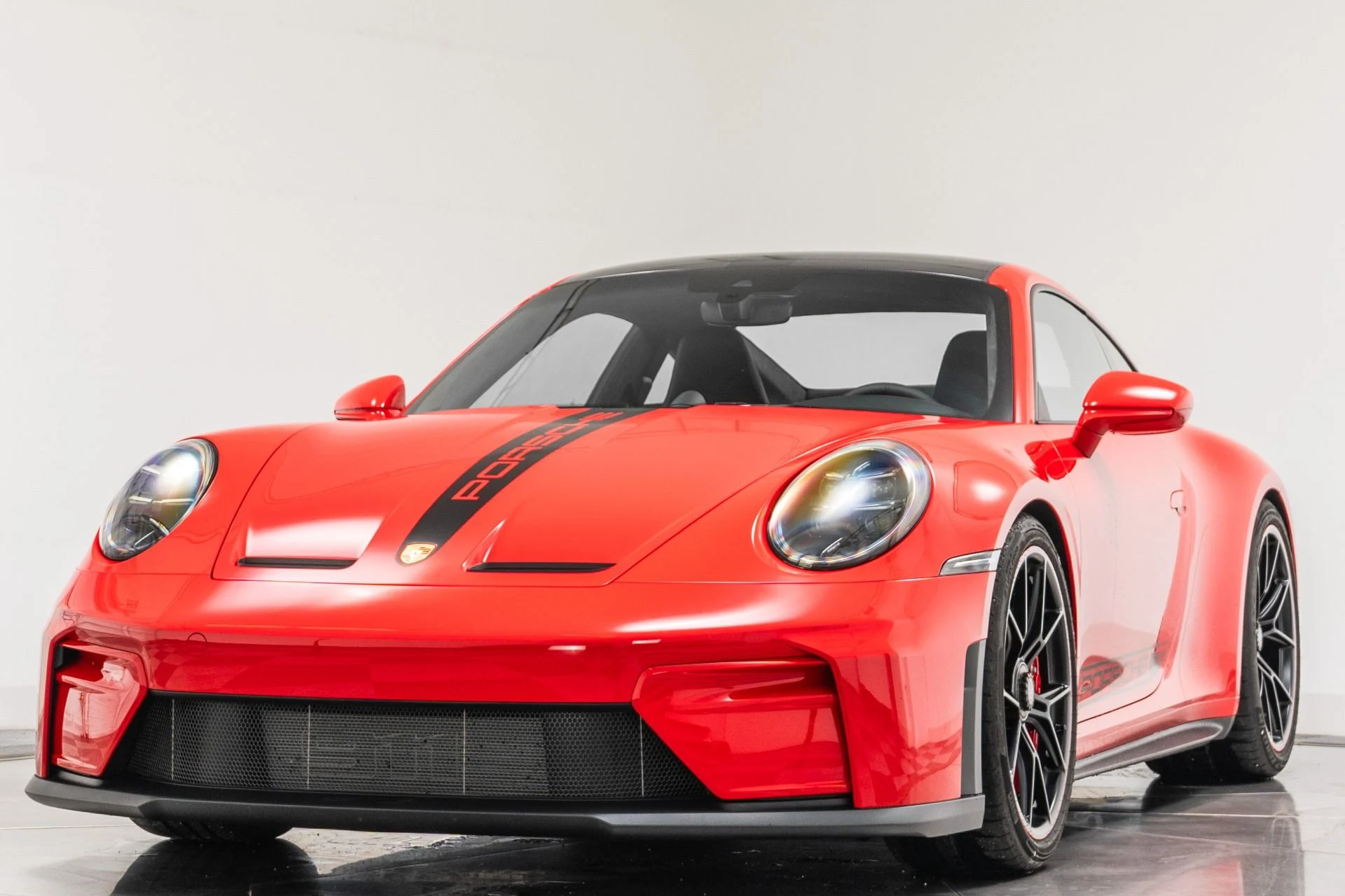 mph004_2992881865_Used_2026_Porsche_911_GT_3_Touring_6_Speed_LOADED_with_31_Extra_Cost_Options_1788554137_0a09bbd5da