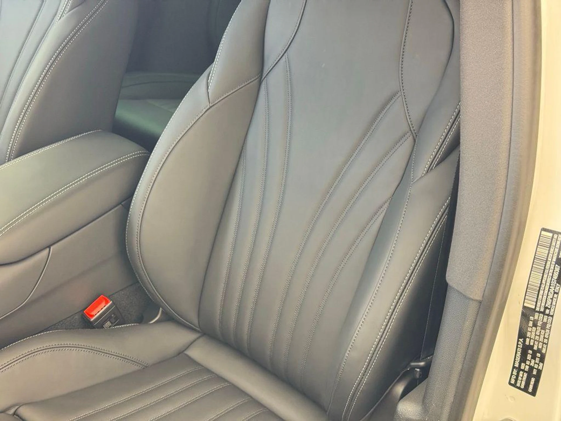 mph004_2995750847_fv_Glfw_GF_Cj_Ft_Fva_J_Ma_FFFL_3_O_Ohs_9b9ee5a3ac