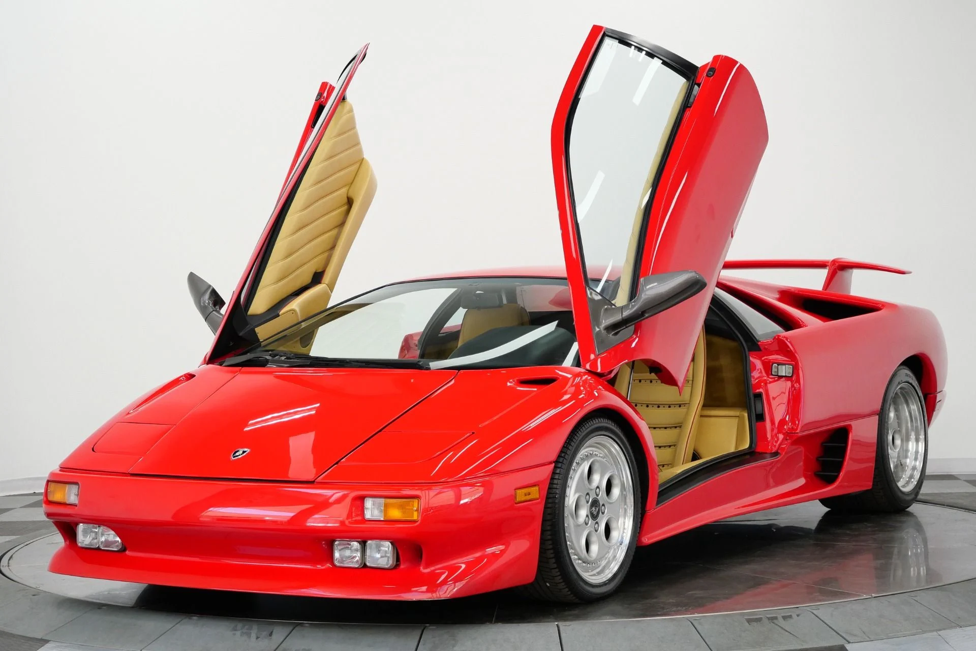 mph004_2995850483_Used_1991_Lamborghini_Diablo_Extremely_Low_Miles_Collector_Grade_1787850744_e7eff7e65d