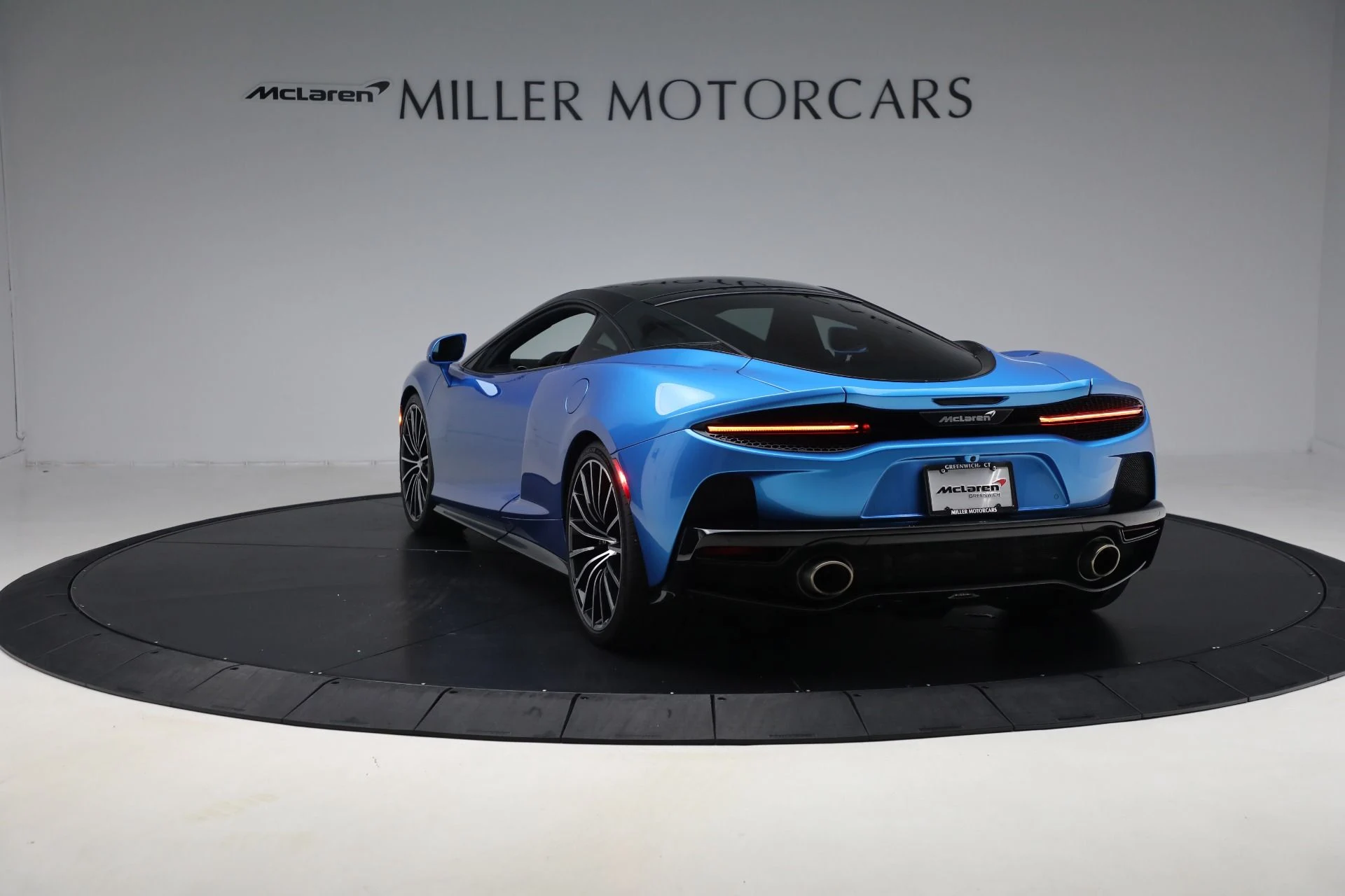 mph004_3002422938_Used_2021_Mc_Laren_GT_4965800a0b