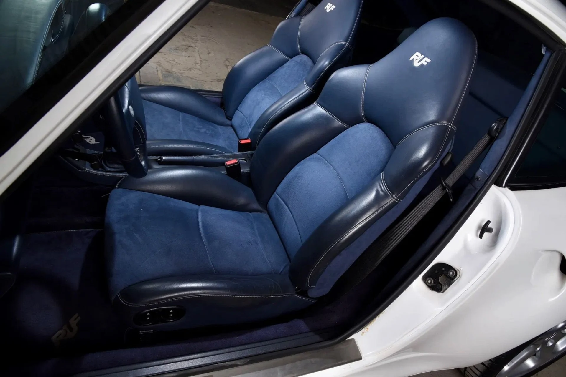 mph004_3003836058_13303_p5_l_4dbf17a59f