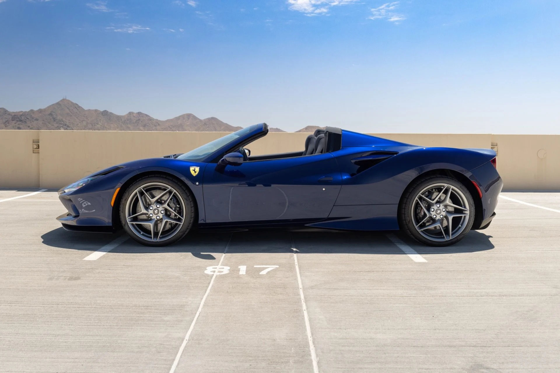 mph004_3015333636_Used_2022_Ferrari_F8_Spider_1778623083_5dc0990785