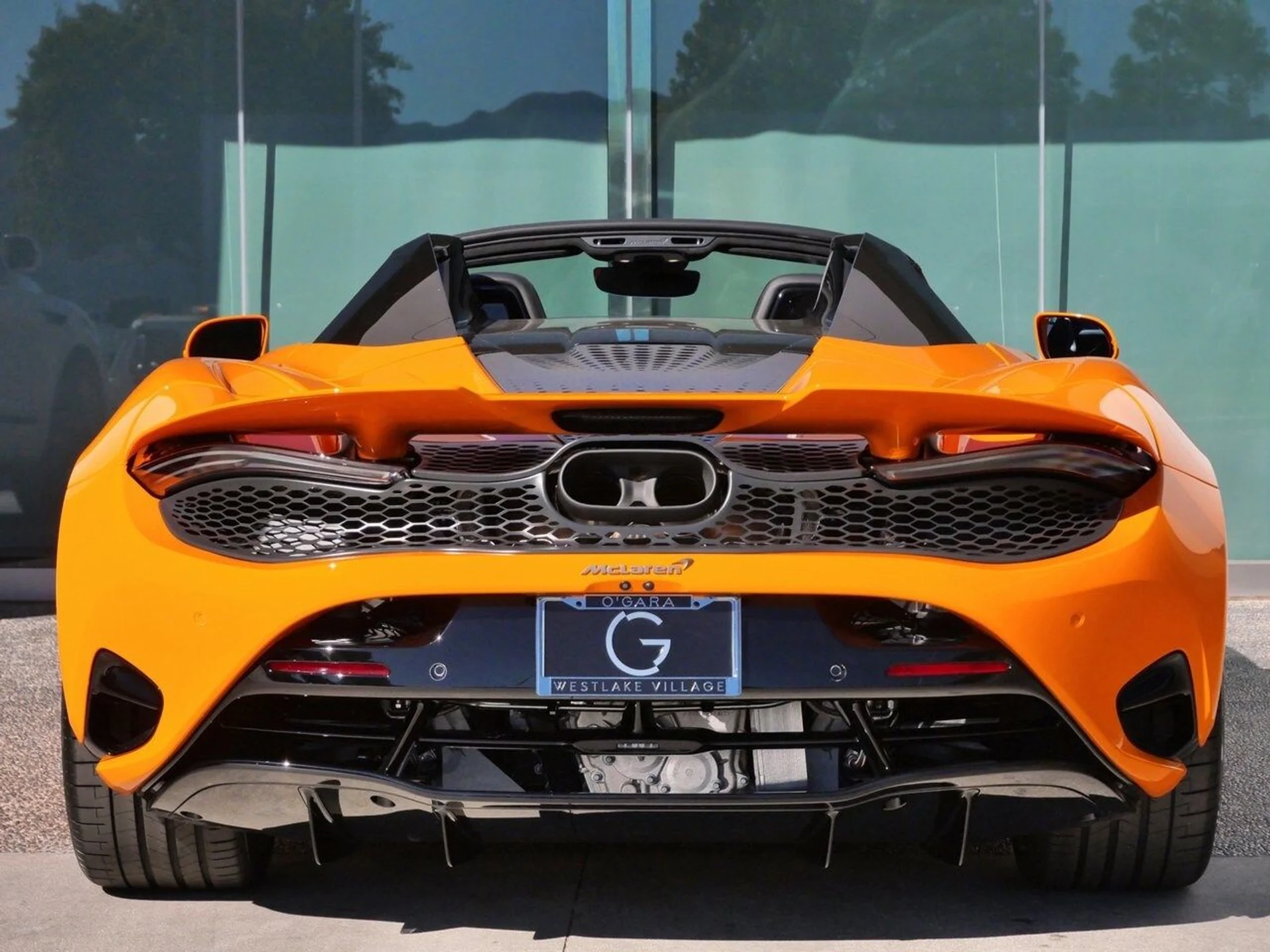 mph004_3017918458_1dd7aaa837464bfb57a8bc208fa76c7dx_00d5435f4b