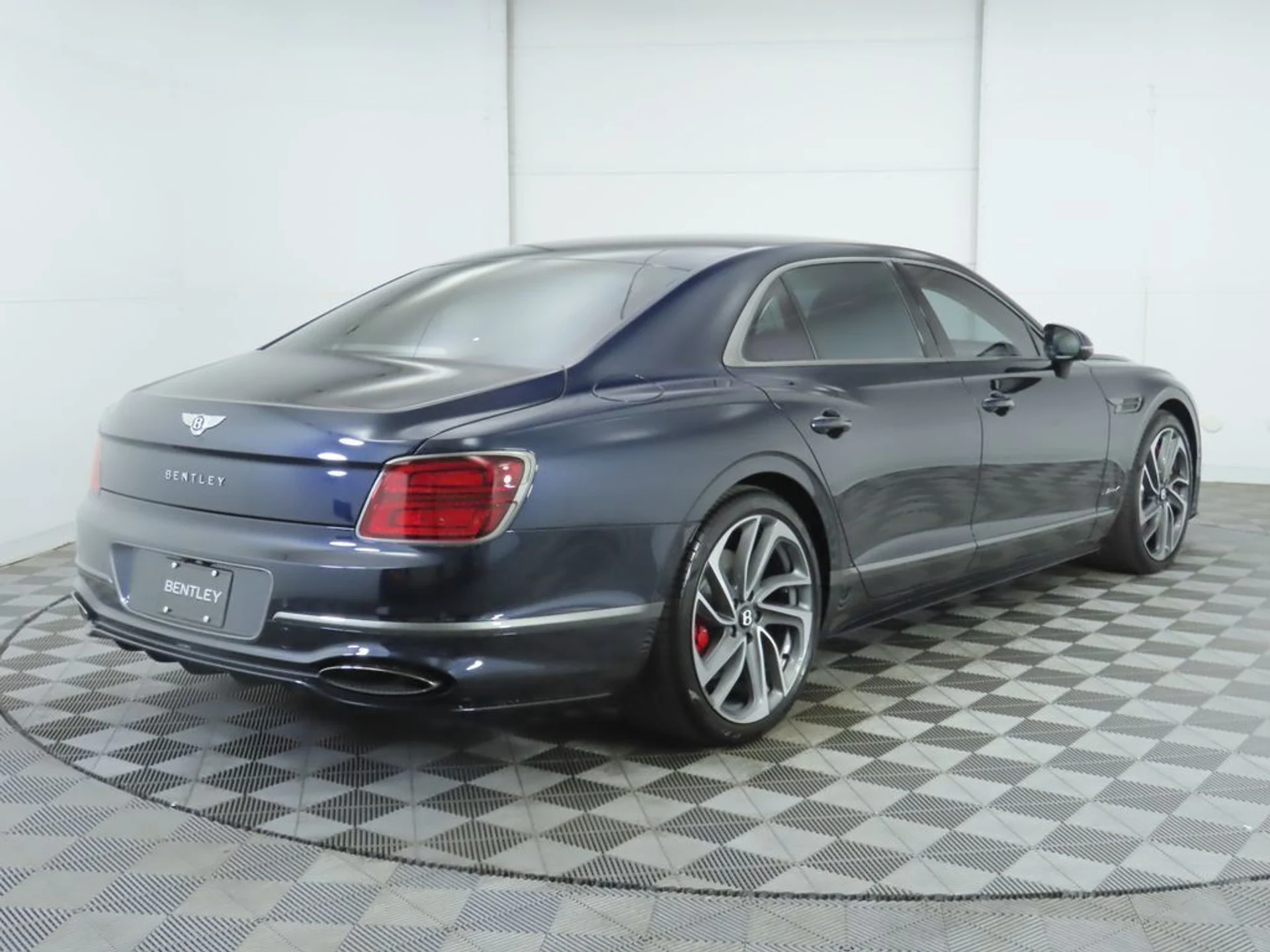 mph004_3021456946_new_2025_bentley_flying_spur_speedsedan_8119_22891451_5_1024_a5730b20ae