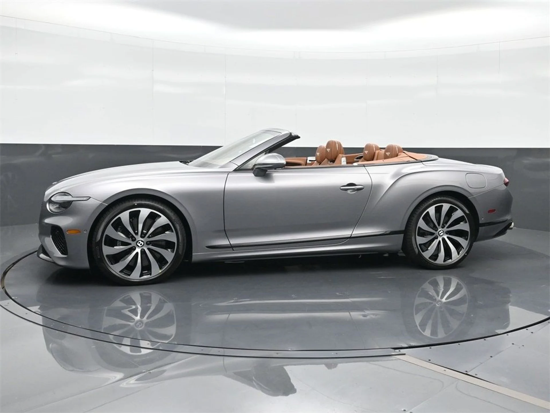 mph004_3022705844_6064429b14eca97d944e045b2bf9cff1x_9f8c45ea5d