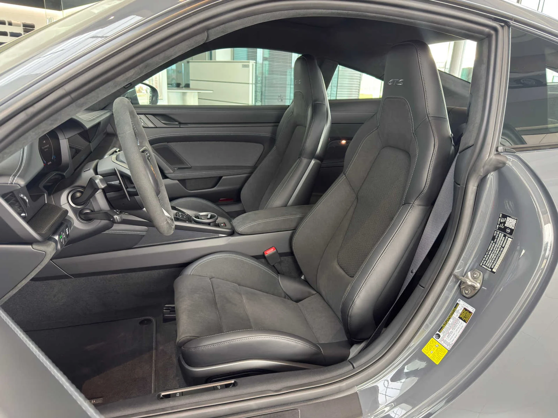 mph004_3028425881_69b318bfdefaf5f649a87e3fa91b7113x_842347df55