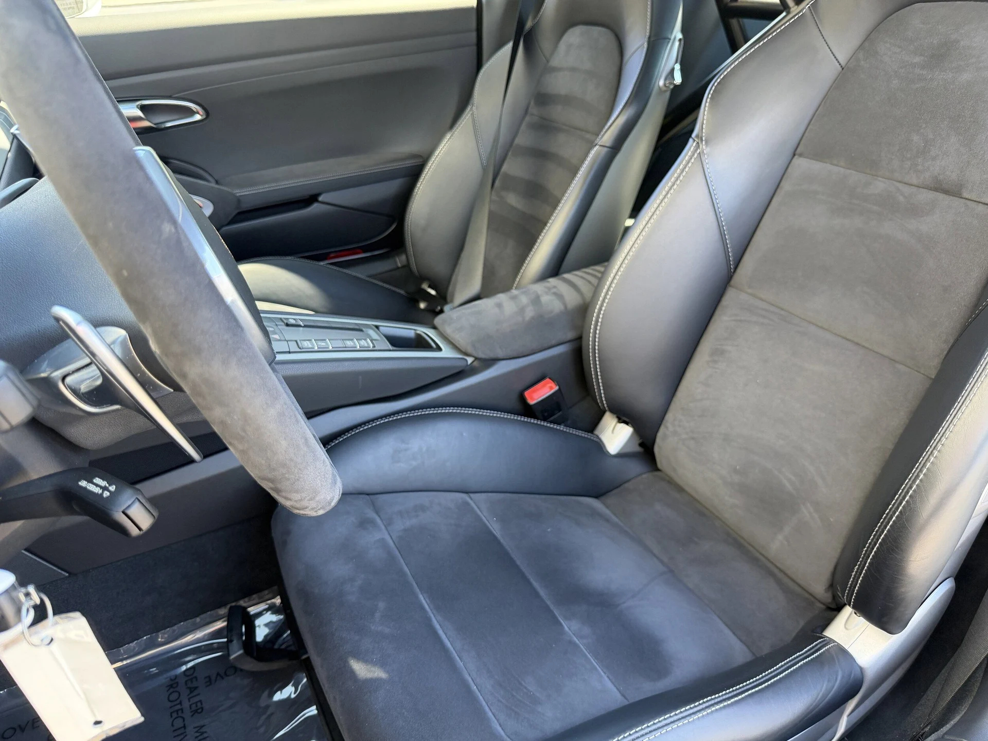 mph004_3030463003_661072a76245f3119dda738fbaf6b086x_056390fa76