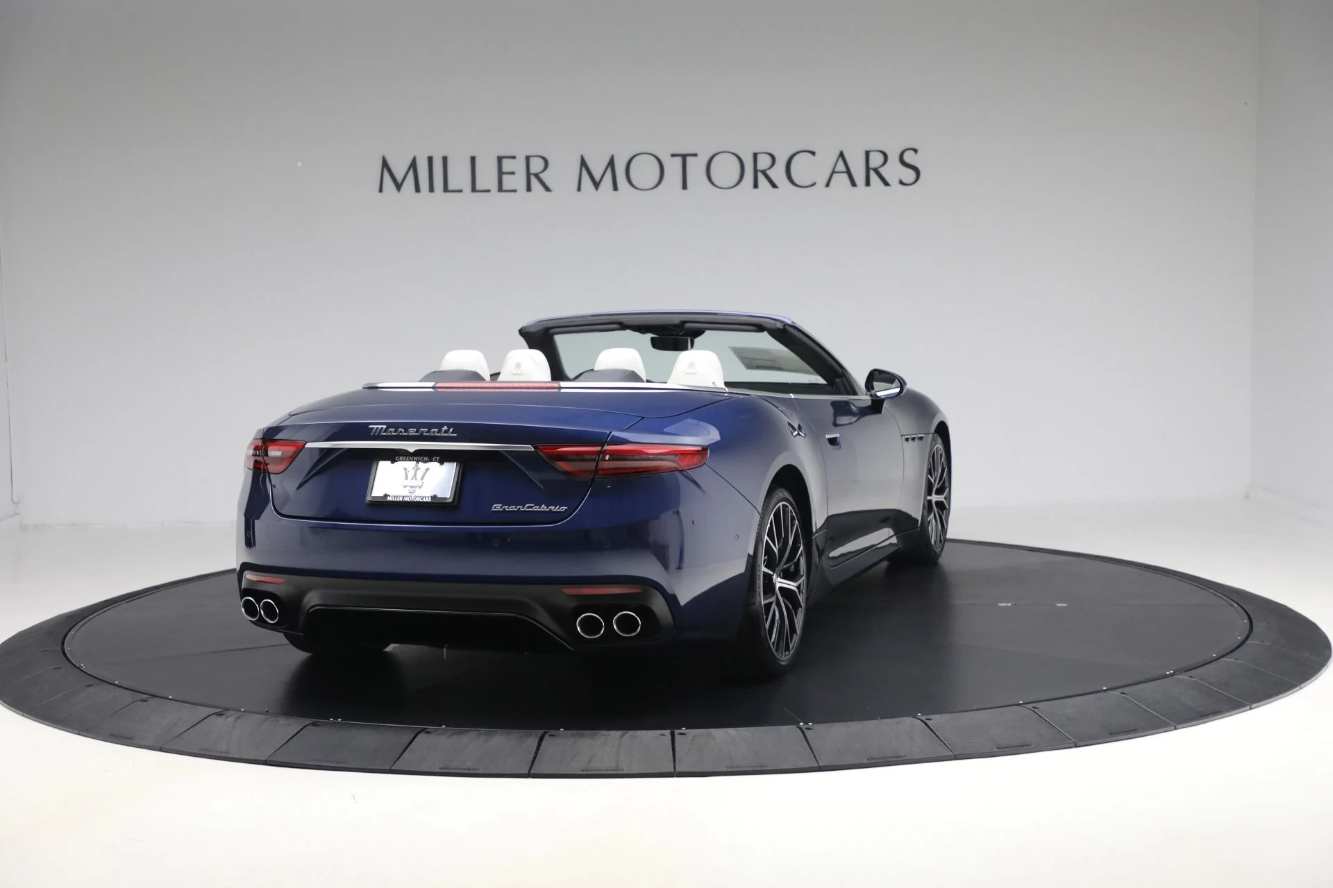 mph004_3041851971_New_2026_Maserati_Gran_Cabrio_Modena_1760548324_fdd183f707