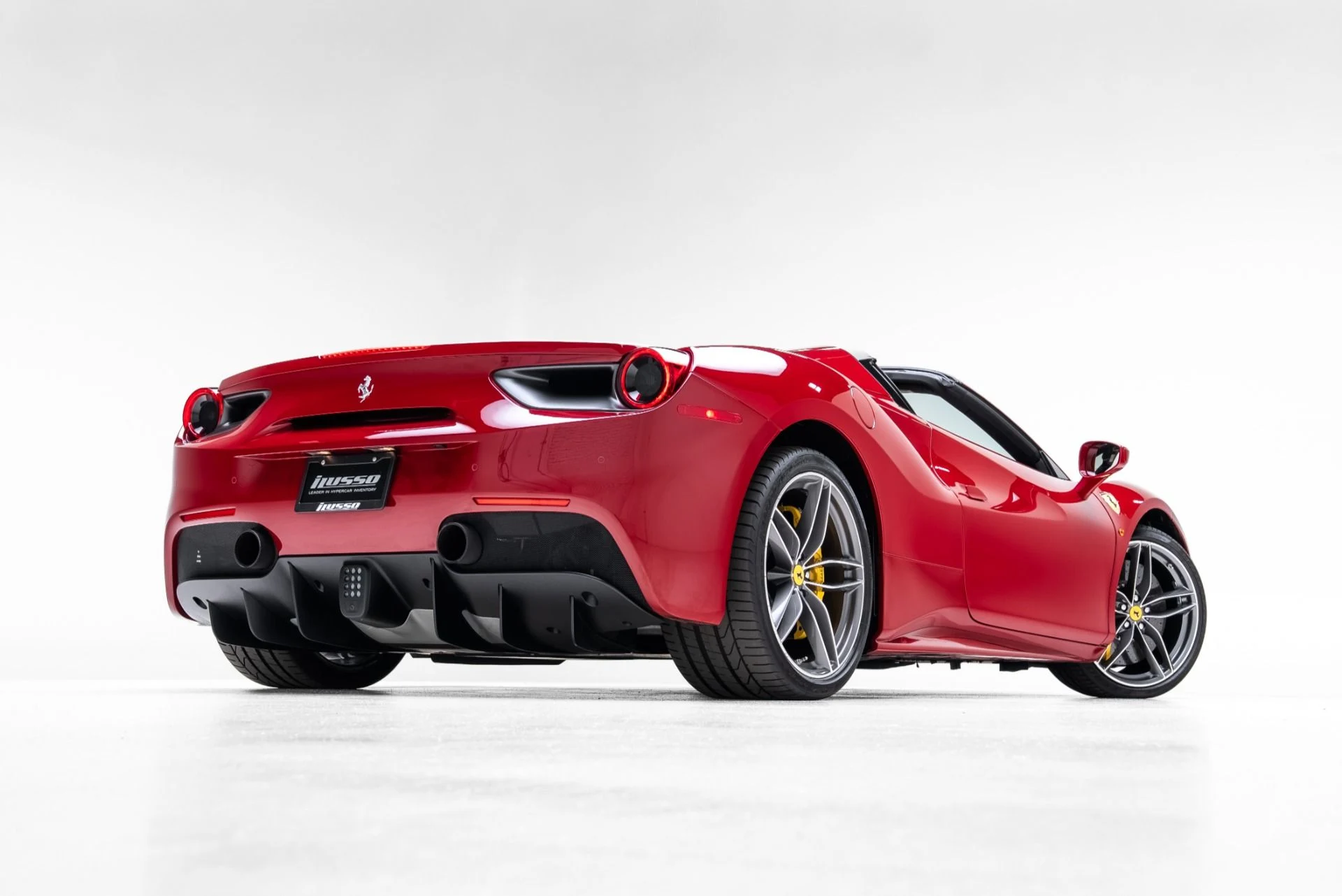 mph004_3047267510_Used_2019_Ferrari_488_Spider_1773085890_22ef9f7b62