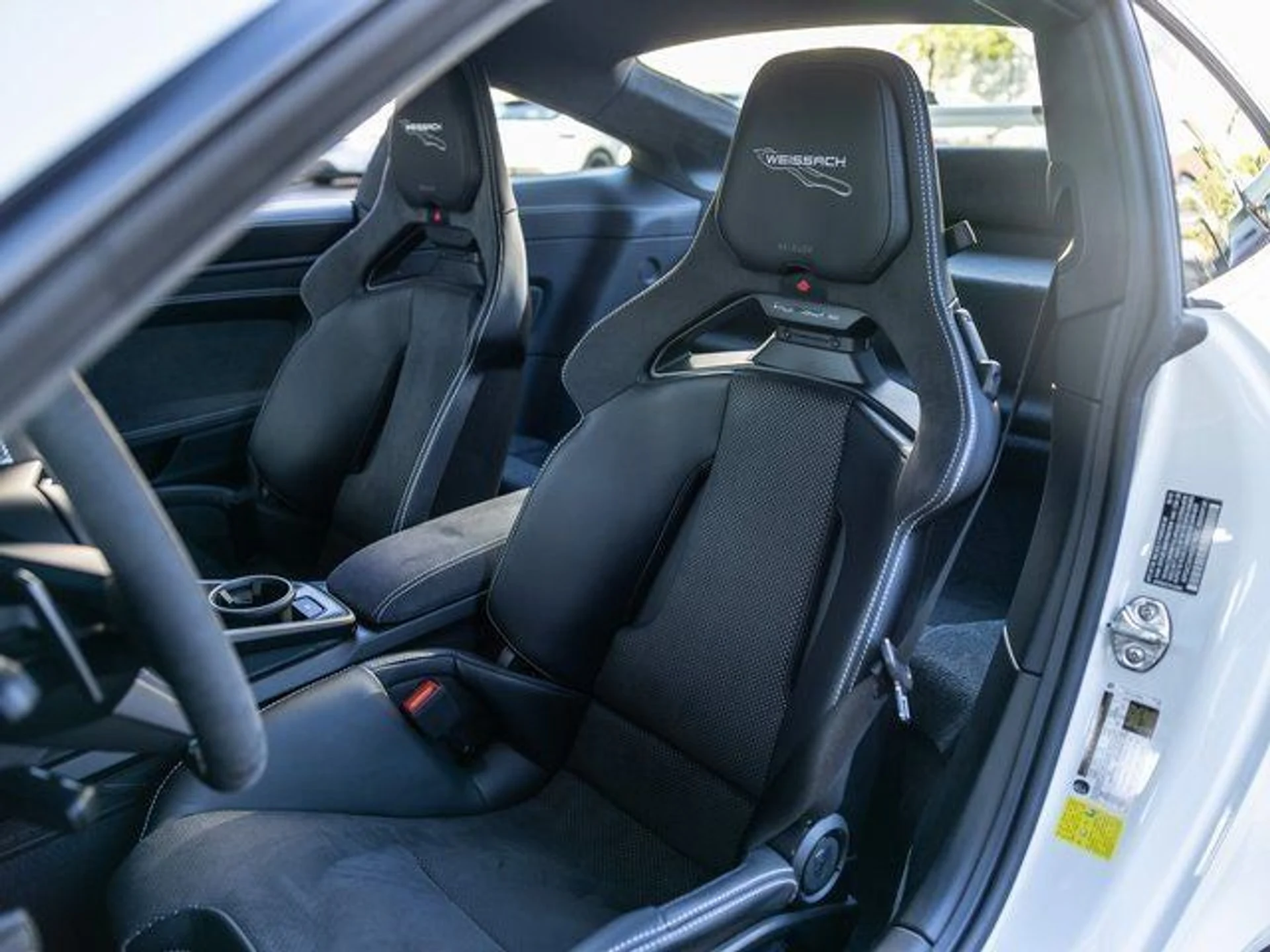 mph004_3052690314_5_f262473249