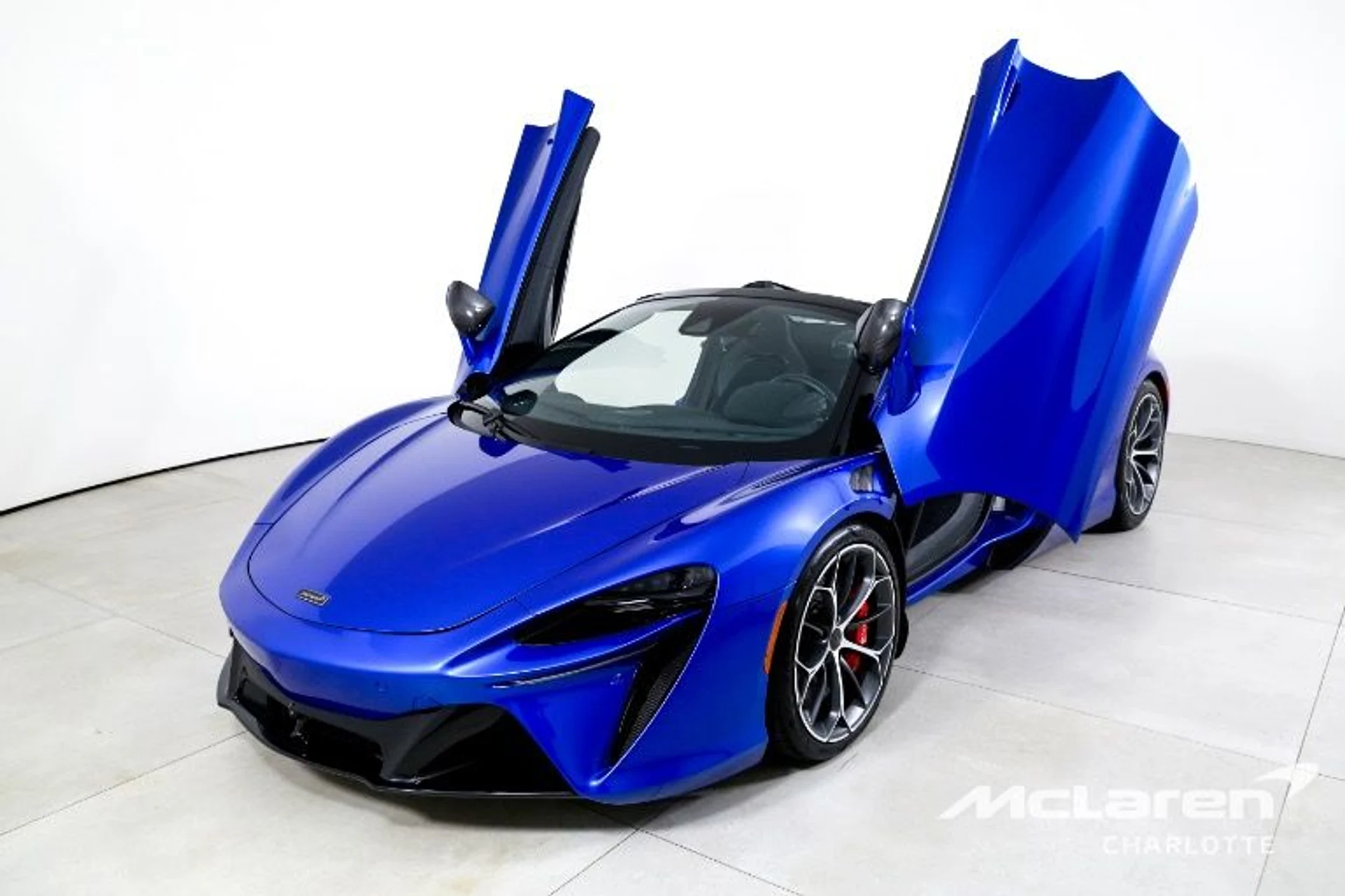 mph004_305704927_Used_2025_Mc_Laren_Artura_Spider_0f5d6b356e