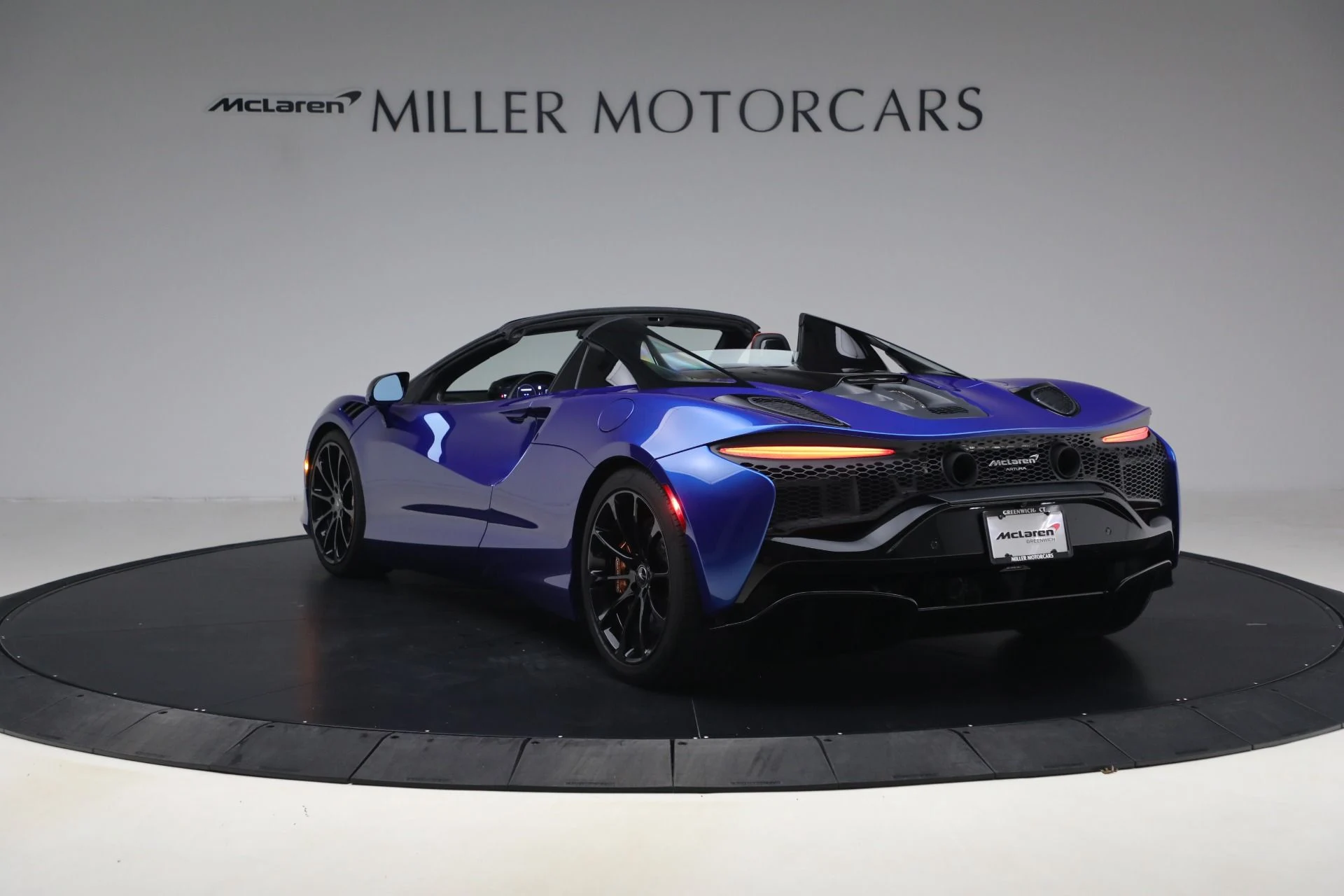 mph004_3068861300_Used_2025_Mc_Laren_Artura_Spider_Tech_Lux_5695159a6e