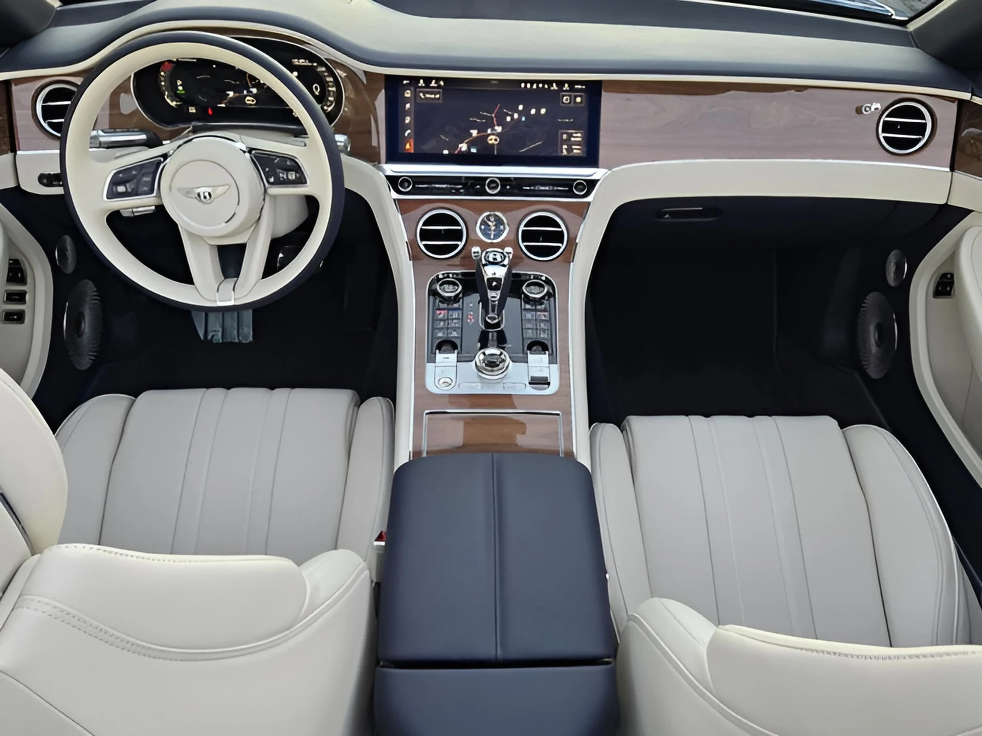 mph004_3083771555_00117a78756cefab6f45cb36b6c1eb3dx_c1a19091d4