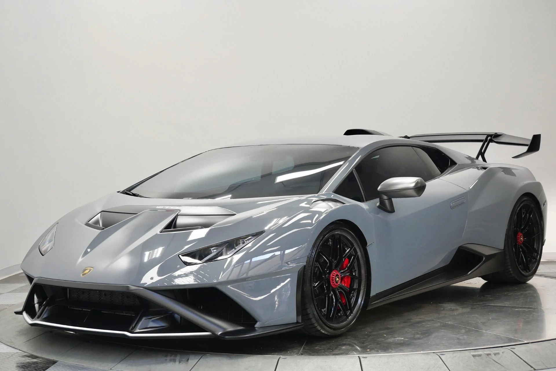 mph004_3103843508_Used_2022_Lamborghini_Huracan_STO_VF_Supercharger_HRE_Carbon_Fiber_Wheels_1784928599_b71203ce3c