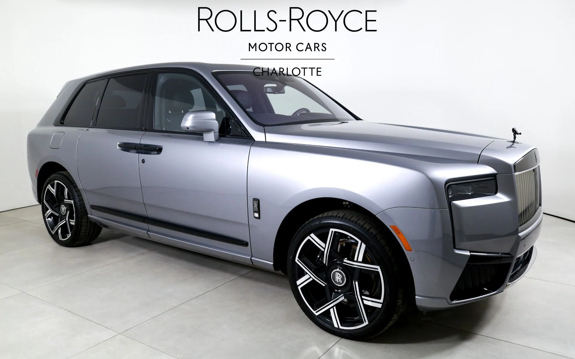 mph004_3110158899_Used_2026_Rolls_Royce_Black_Badge_Cullinan_1771362951_a8f4afc896