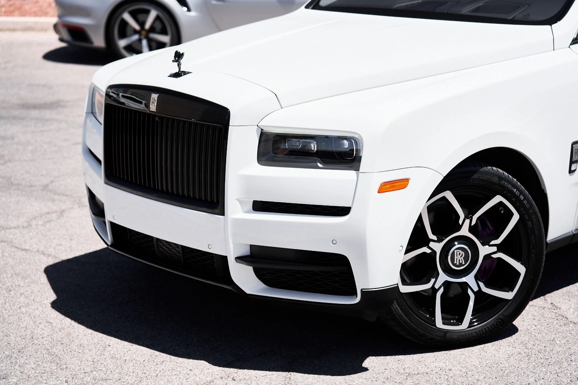 mph004_3110320966_Used_2024_Rolls_Royce_Cullinan_Base_1754099306_01113c6973