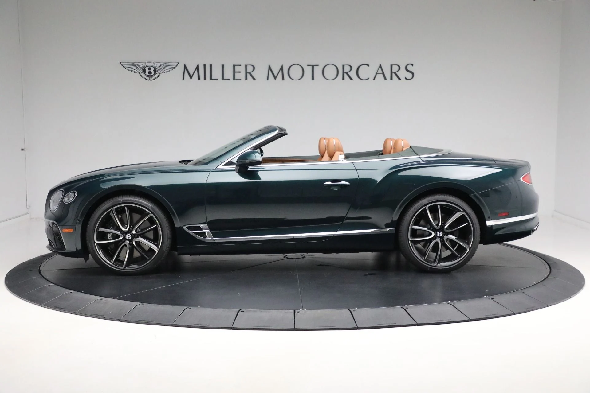 mph004_3118451626_New_2024_Bentley_Continental_GTC_V8_5f29383159