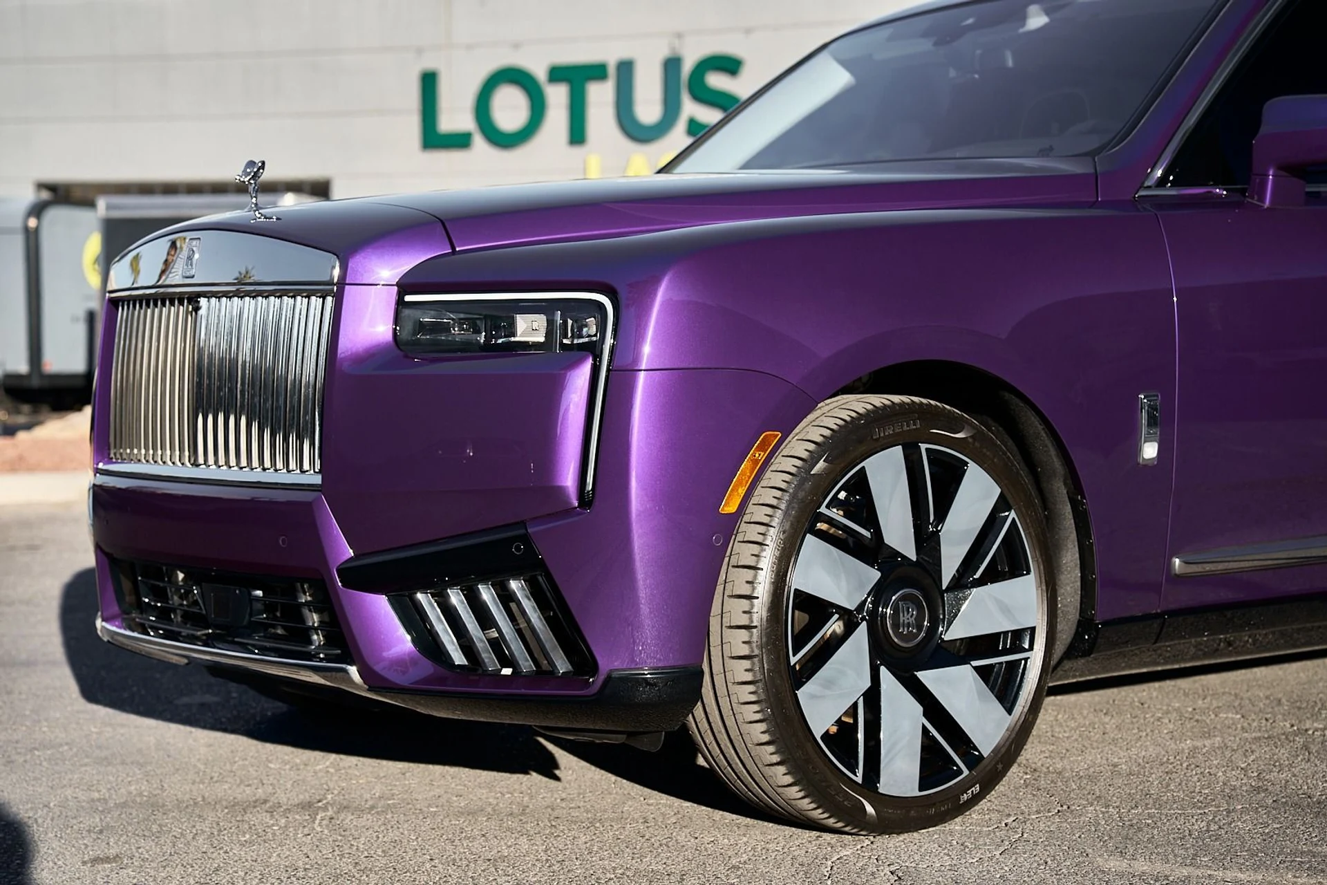 mph004_3125407649_Used_2025_Rolls_Royce_Cullinan_Base_1736646133_780f78d8fd