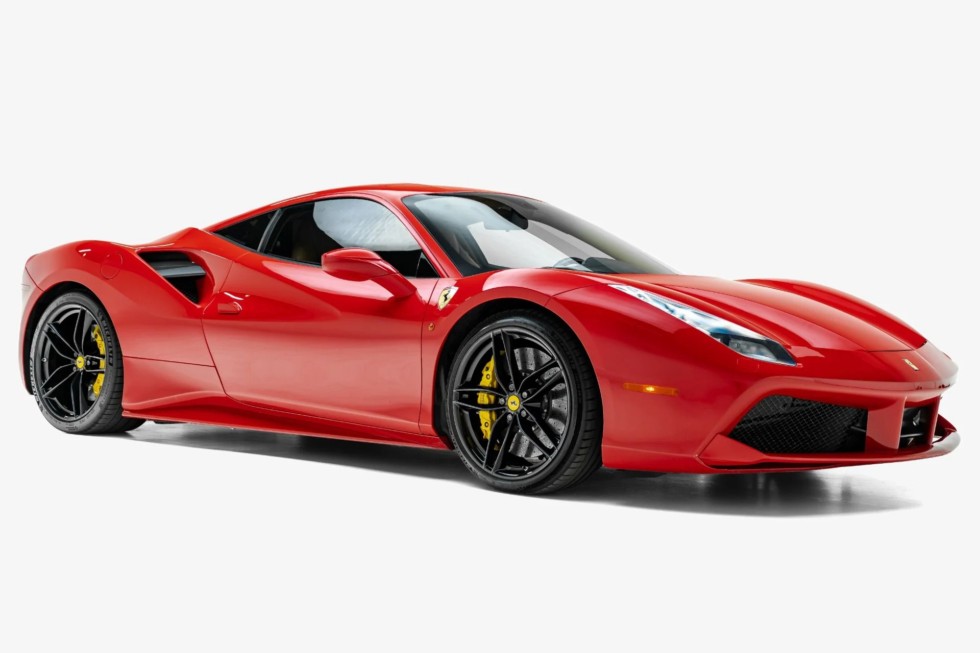 mph004_3127587828_Used_2016_Ferrari_488_GTB_1789513464_5555d45f8e