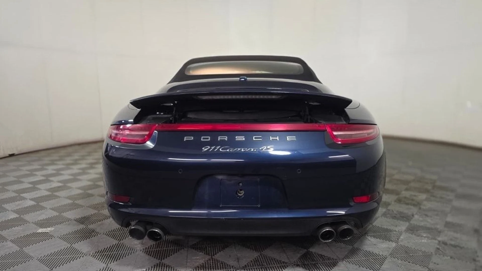 mph004_3138248853_48bc63635a6c77b7d5b473ff8704aa97x_f2f324cd76