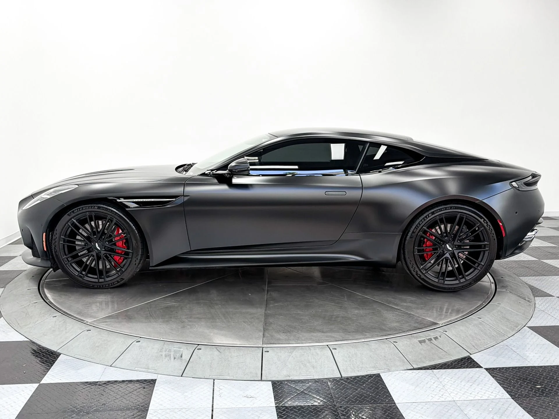 mph004_3144143594_Used_2025_Aston_Martin_DB_12_V8_Full_Matte_PPF_Wrap_671_Horsepower_1781809615_73c89e7ef5