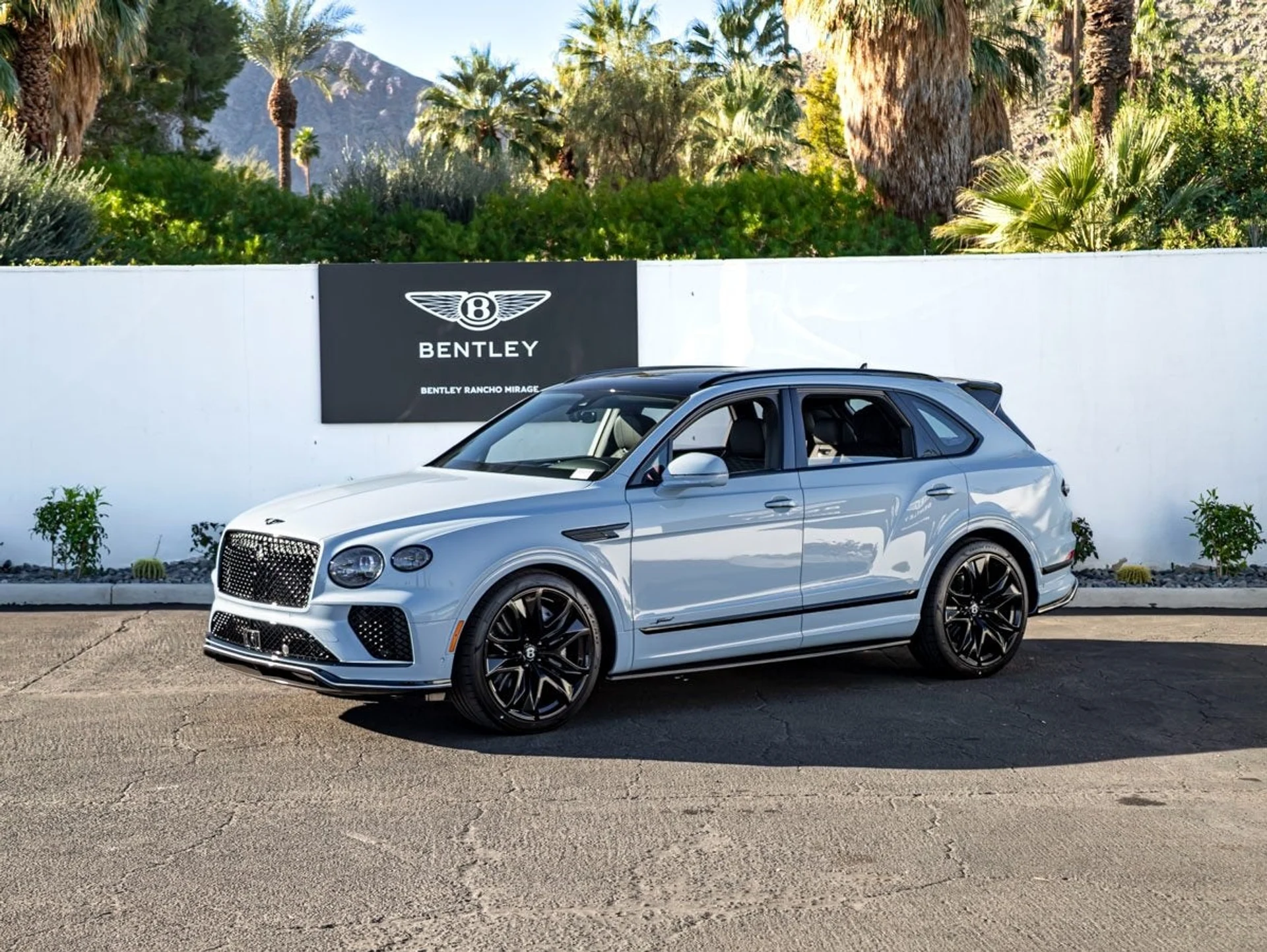 mph004_3148618966_5_700e197059