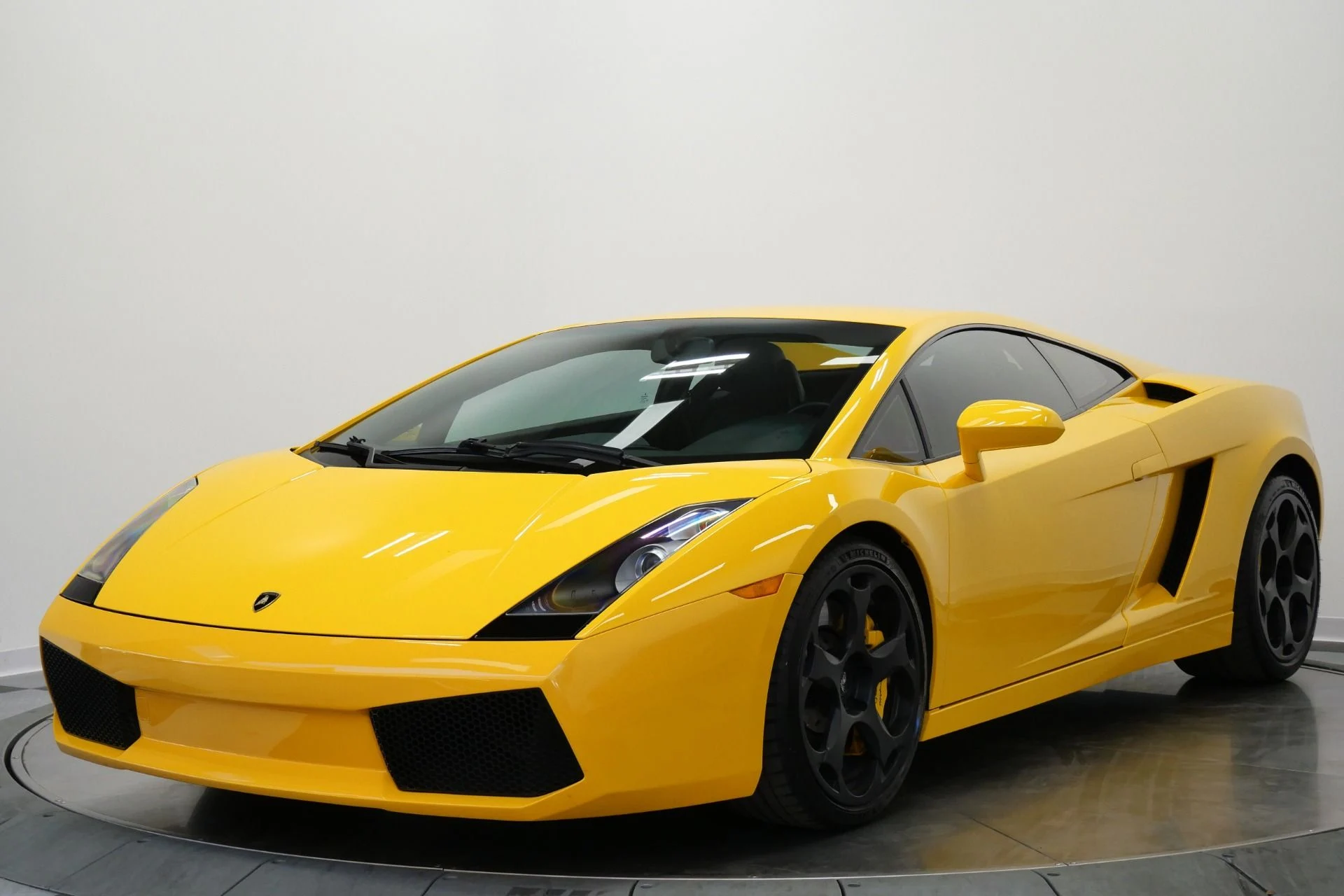 mph004_3150258458_Used_2004_Lamborghini_Gallardo_Low_Miles_First_Production_Year_1773936325_93c87745dd