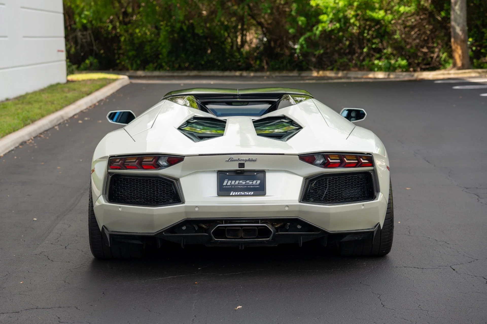 mph004_3150258630_Used_2015_Lamborghini_Aventador_LP_700_4_1755636746_1783b067d9