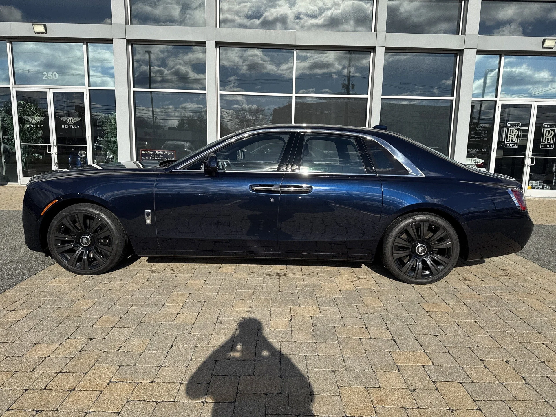 mph004_3150767813_64d53482741f7dc1cec27bae3c621203x_21e2b594d1