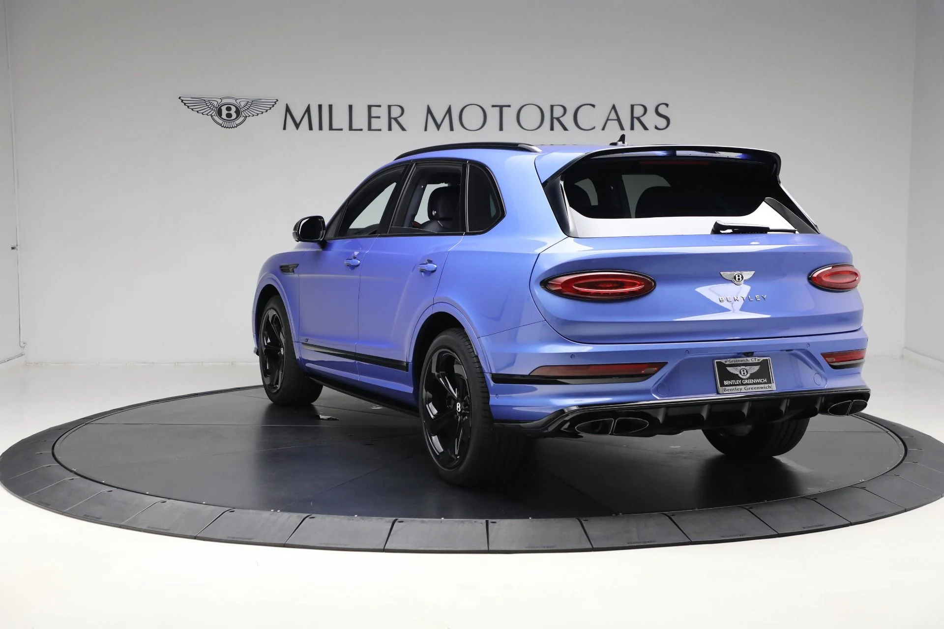 mph004_3151062034_Used_2024_Bentley_Bentayga_S_V8_bd7e209adb