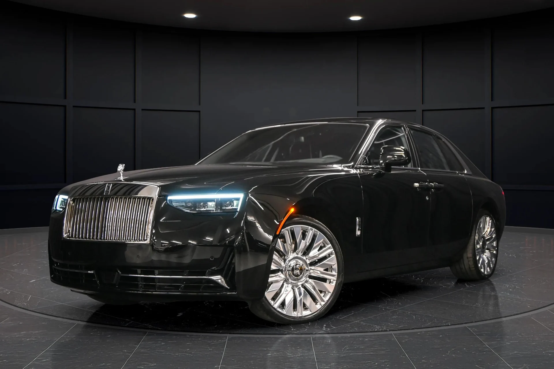 mph004_3151462426_690b93f8_fa77_427d_911f_9856654a3754_202520_Rolls_Royce20_Ghost20282501629_2_48724ccac1