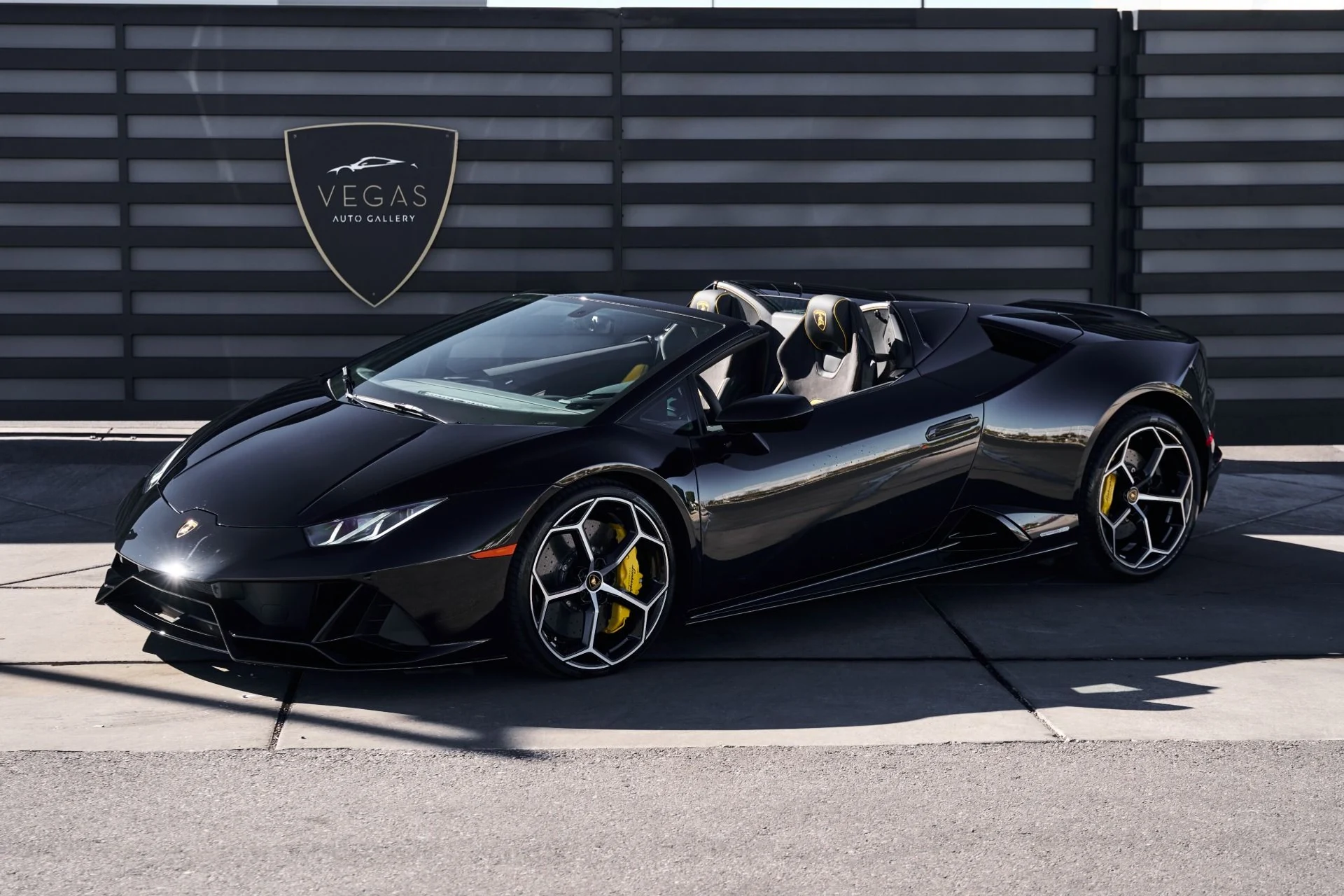 mph004_3158528430_Used_2024_Lamborghini_Huracan_1793135519_86e2edb2e7