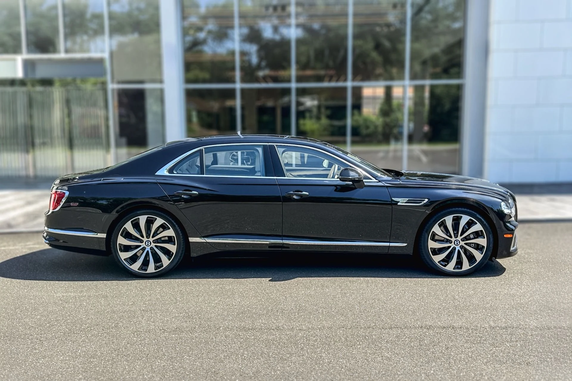 mph004_3160113016_New_2026_Bentley_Flying_Spur_1783694530_17b31c3411