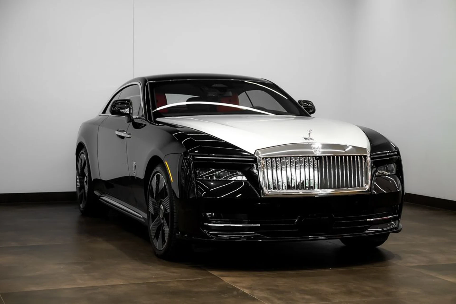 mph004_3162633683_rolls_royce_spectre_2024_jpg_v_1773863537_ce32d01ee5