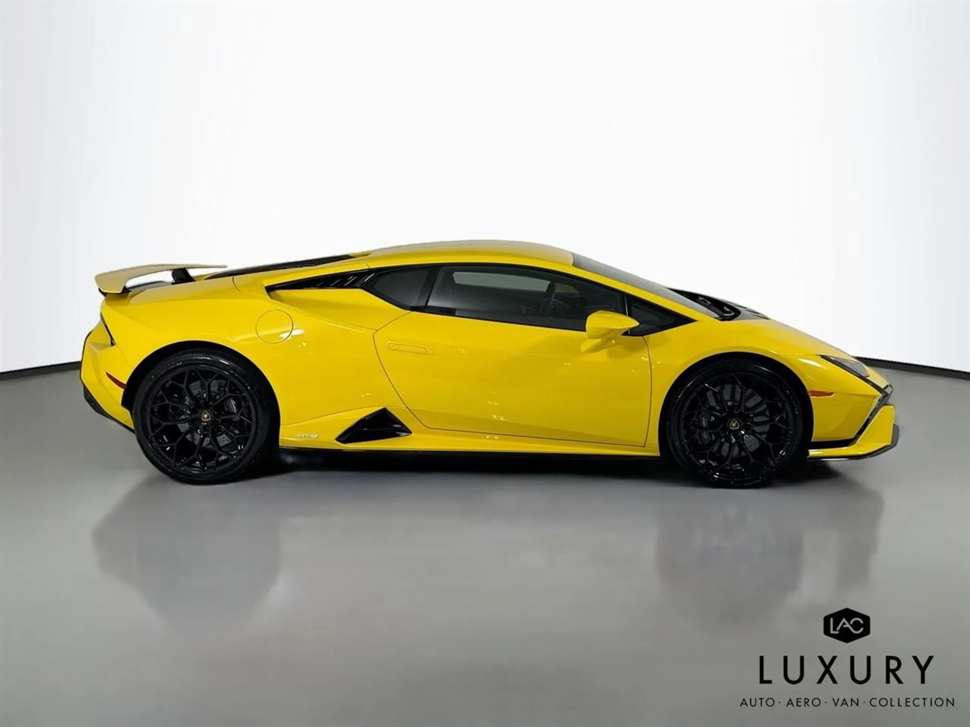 mph004_3162843041_4d74196bb8824618dca32beb8d3a2c95_982ad7f899