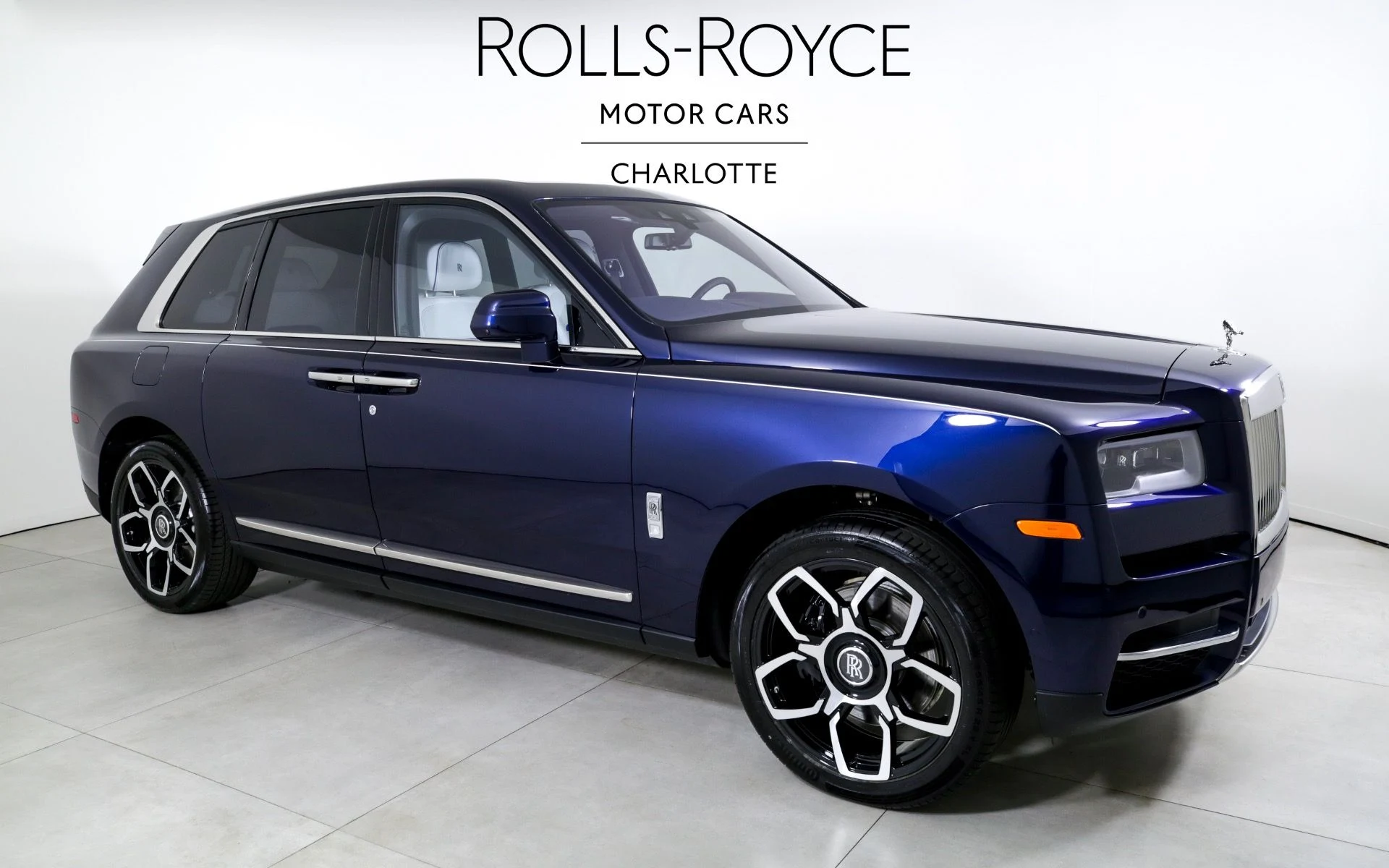 mph004_3163027647_Used_2024_Rolls_Royce_Cullinan_1746461806_0f9c3974e7