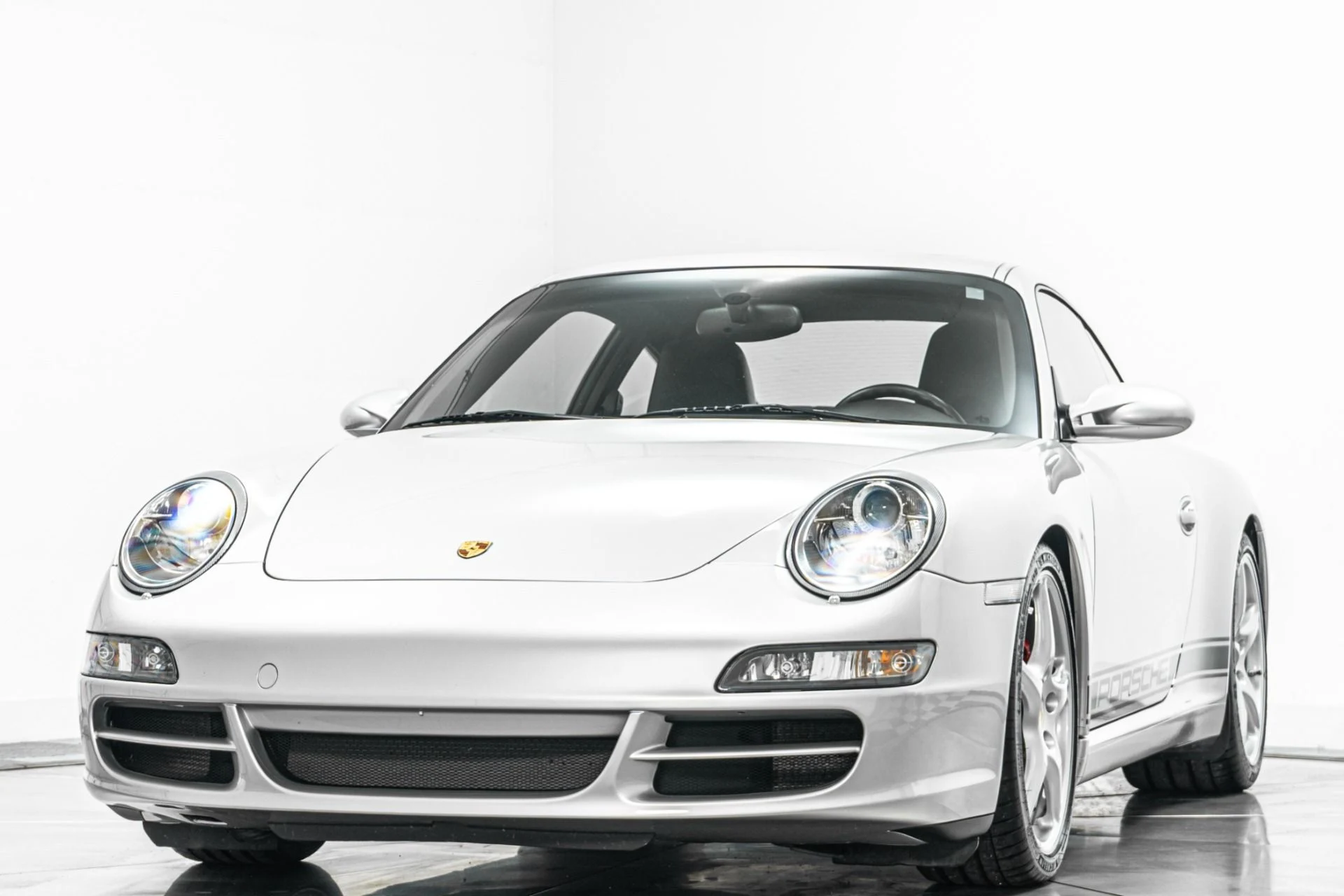mph004_3168170468_Used_2007_Porsche_911_Carrera_6_Speed_Manual_Low_Miles_Bose_Audio_1777314884_437e5c069f