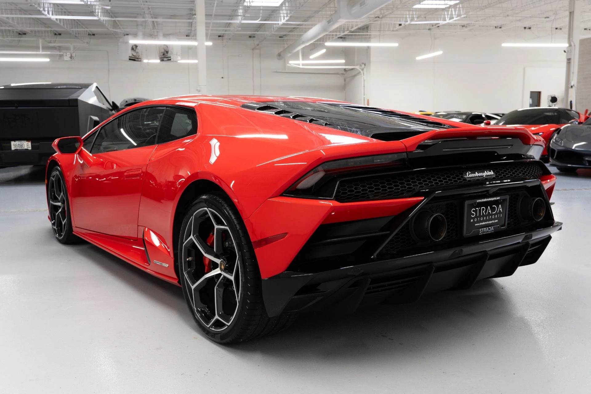 mph004_3174076557_Used_2020_Lamborghini_Huracan_EVO_1787867909_b88714092b